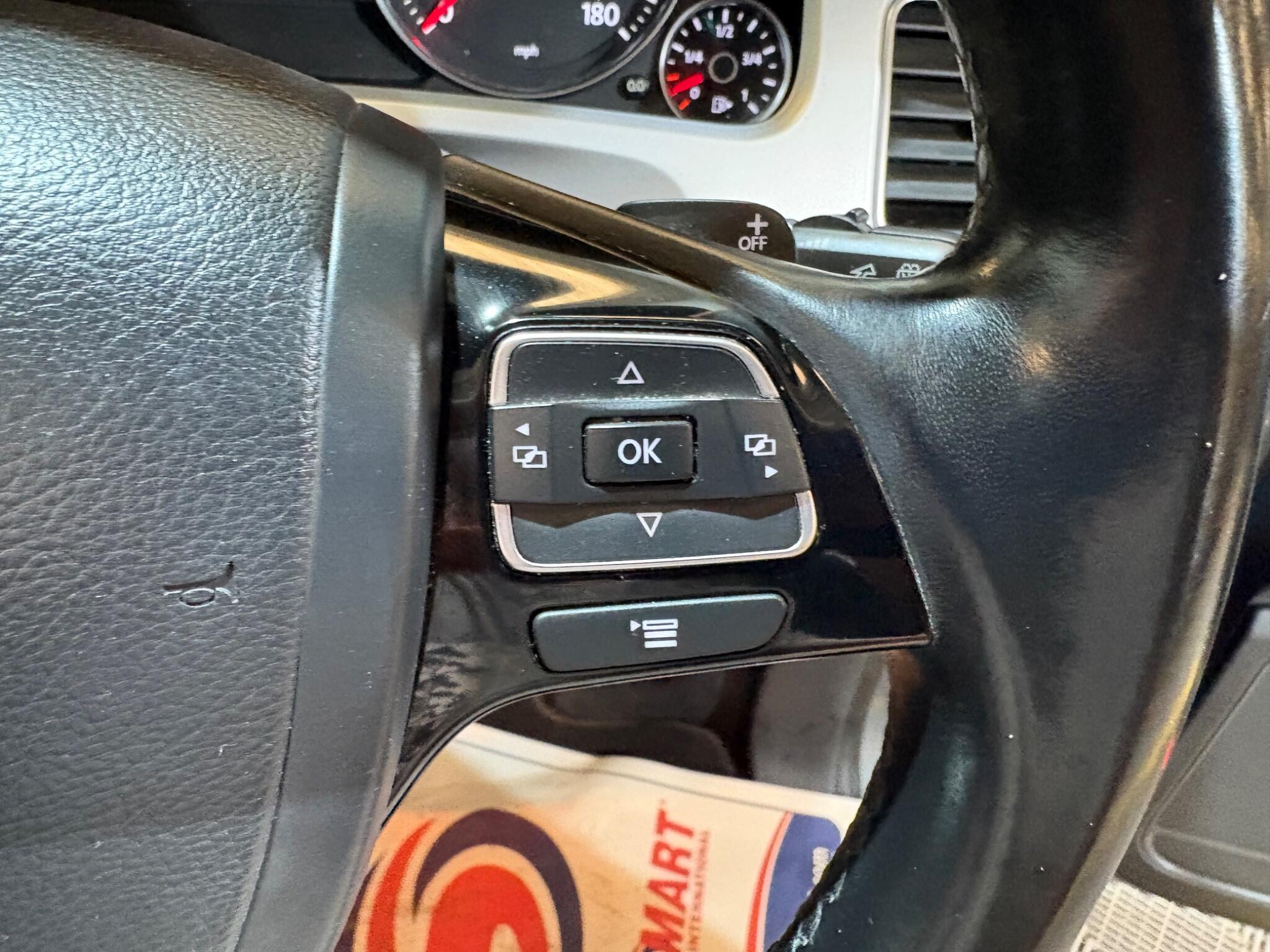 Volkswagen Touareg view 33