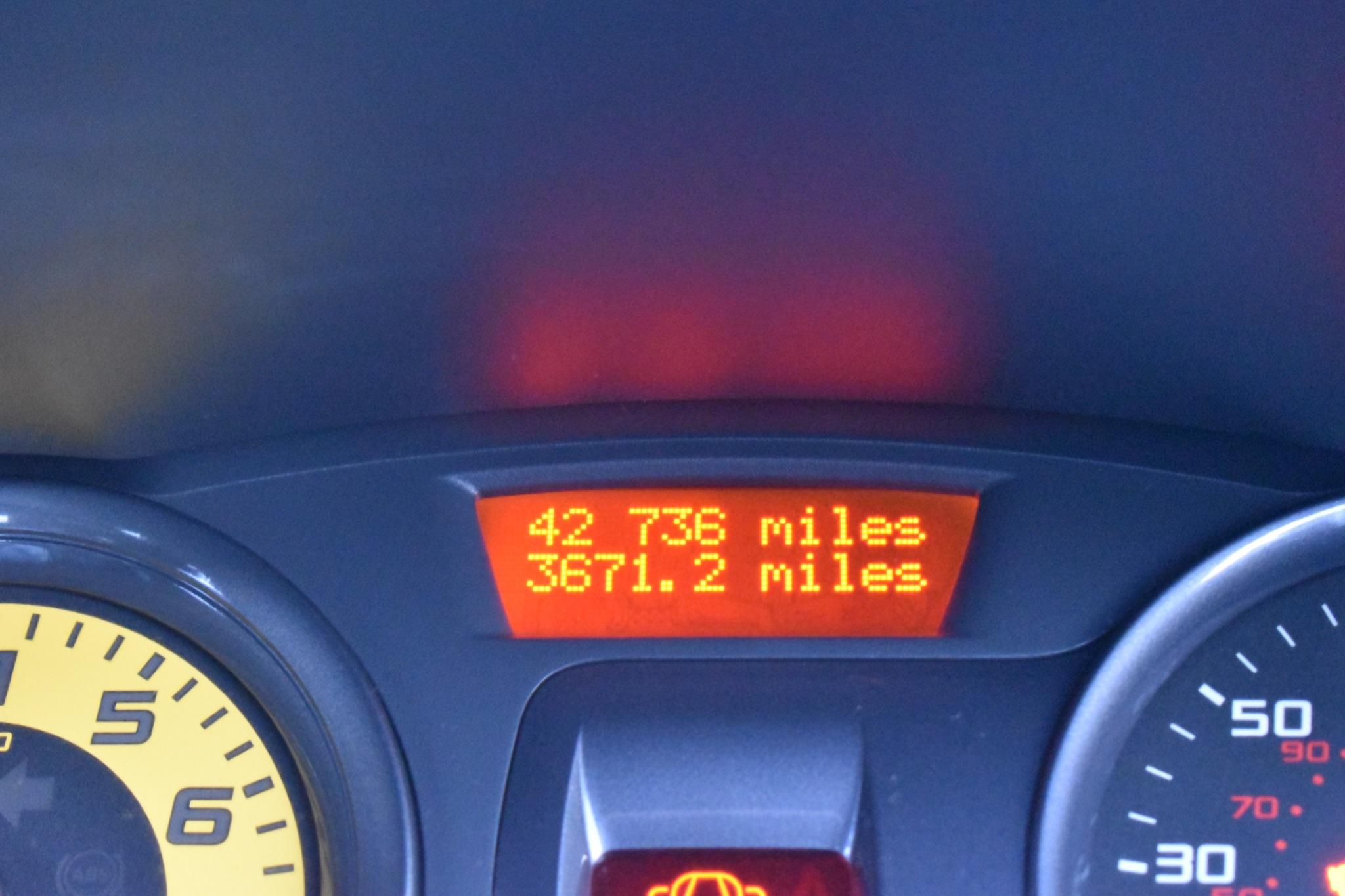 Clio - 2.0 Renaultsport Euro 5 3dr - Image 13