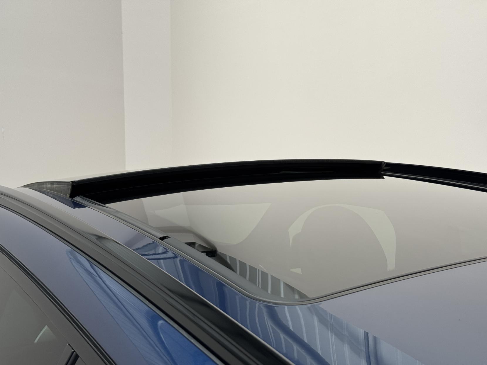 BMW X3 view 10