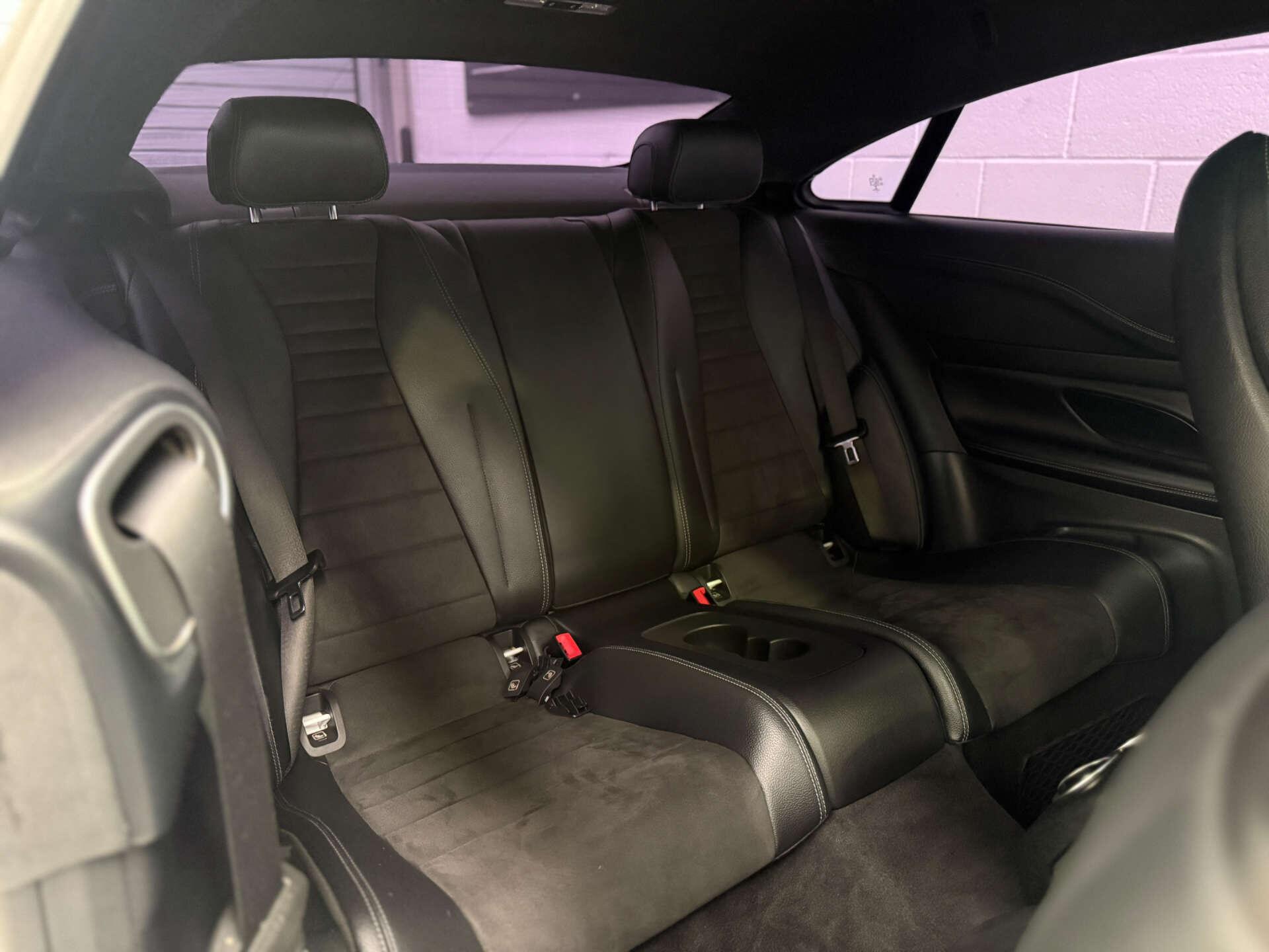 Mercedes-Benz E-Class view 21