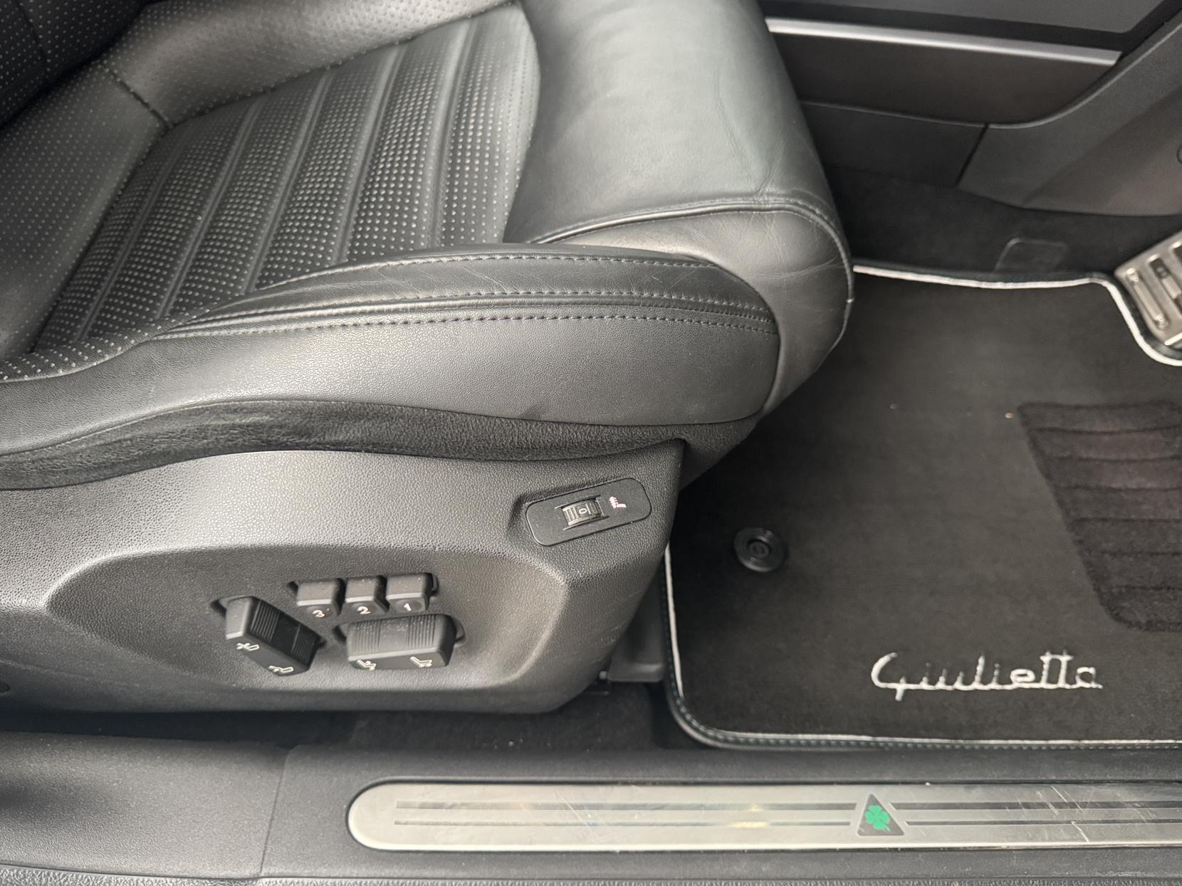 Alfa Romeo Giulietta view 51