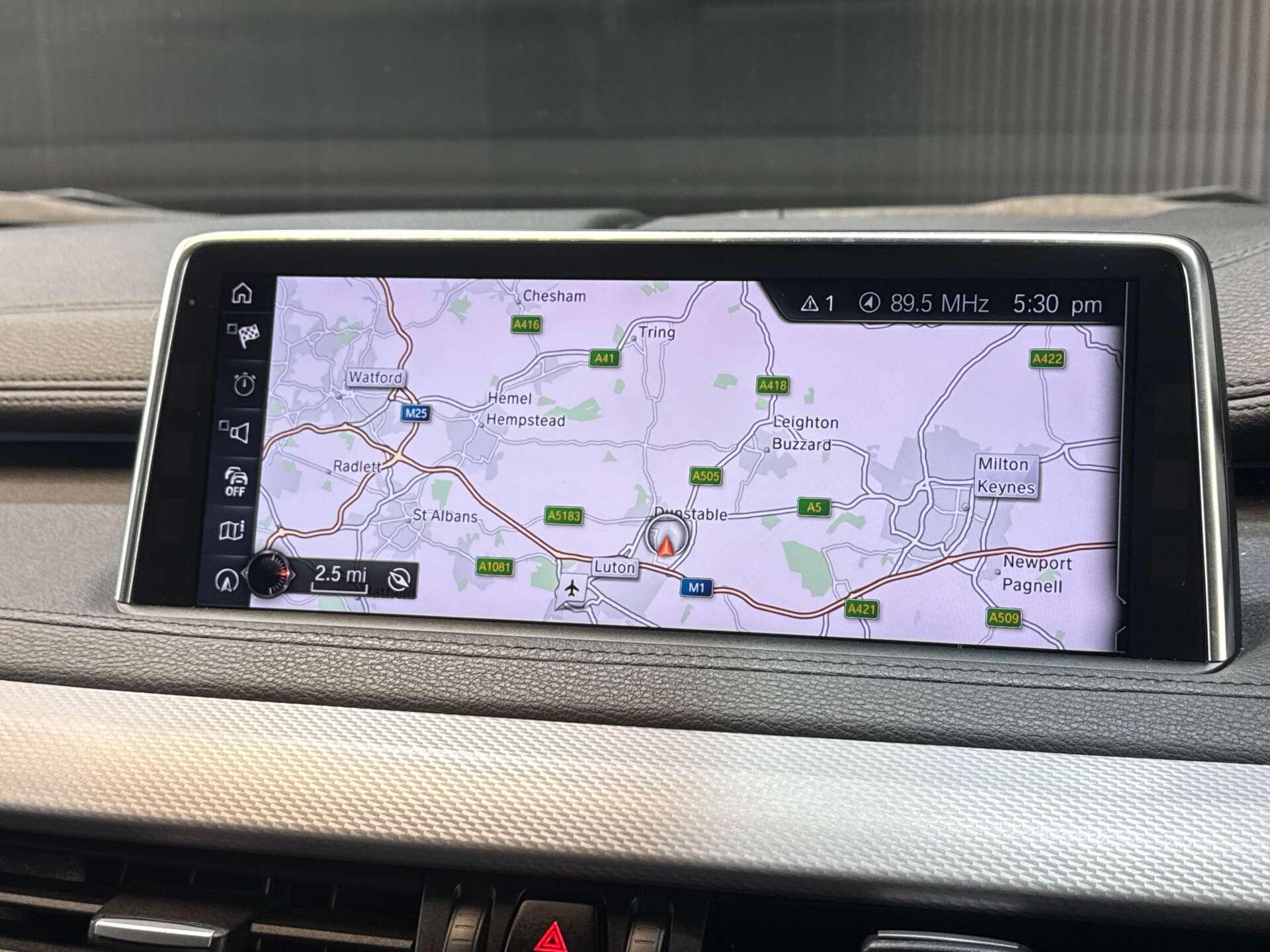 BMW X6 view 33