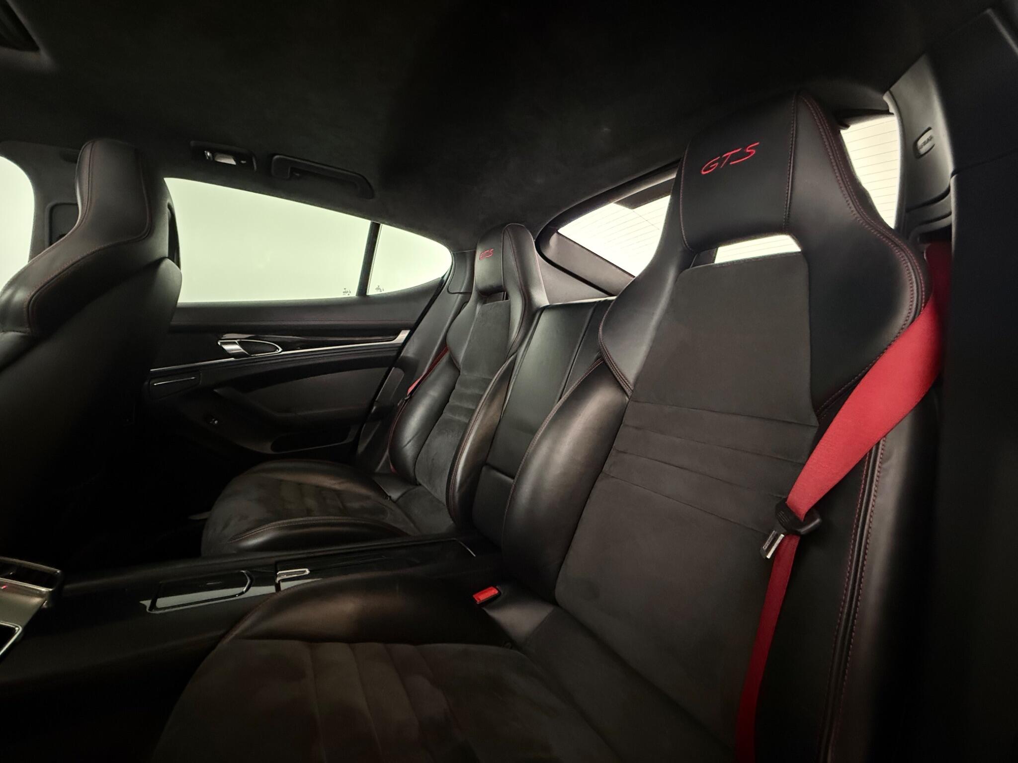 Porsche Panamera view 67