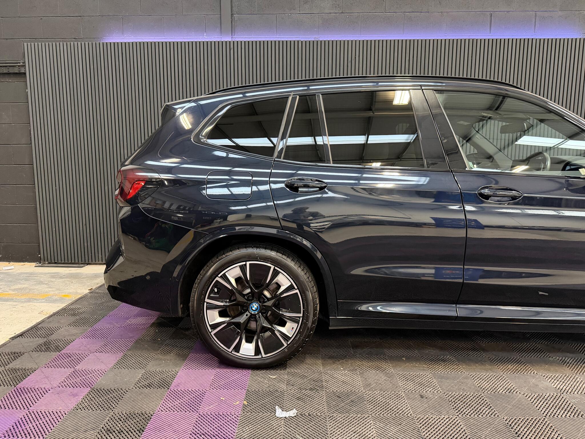 BMW Ix3 view 6