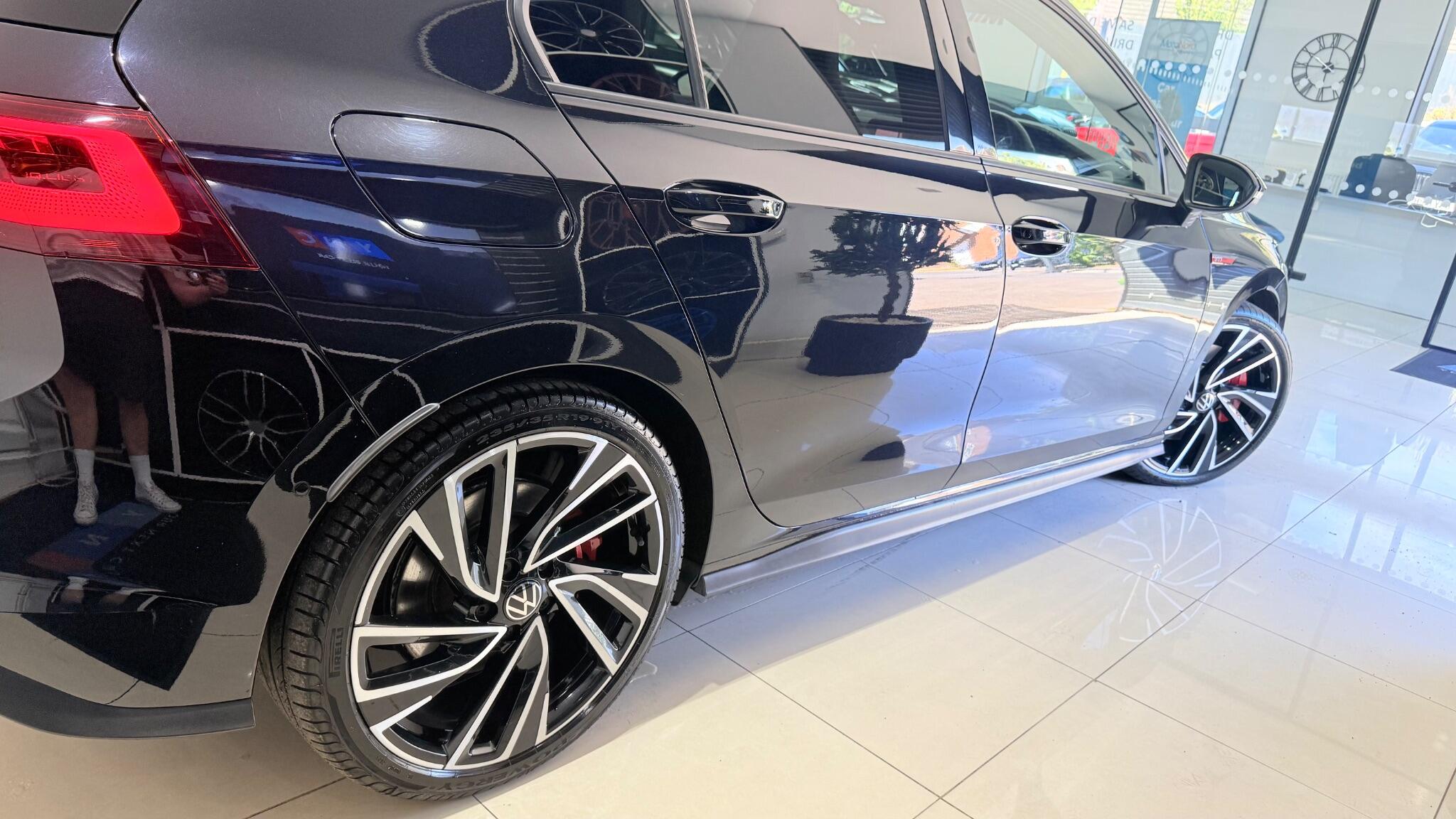 Volkswagen Golf view 25