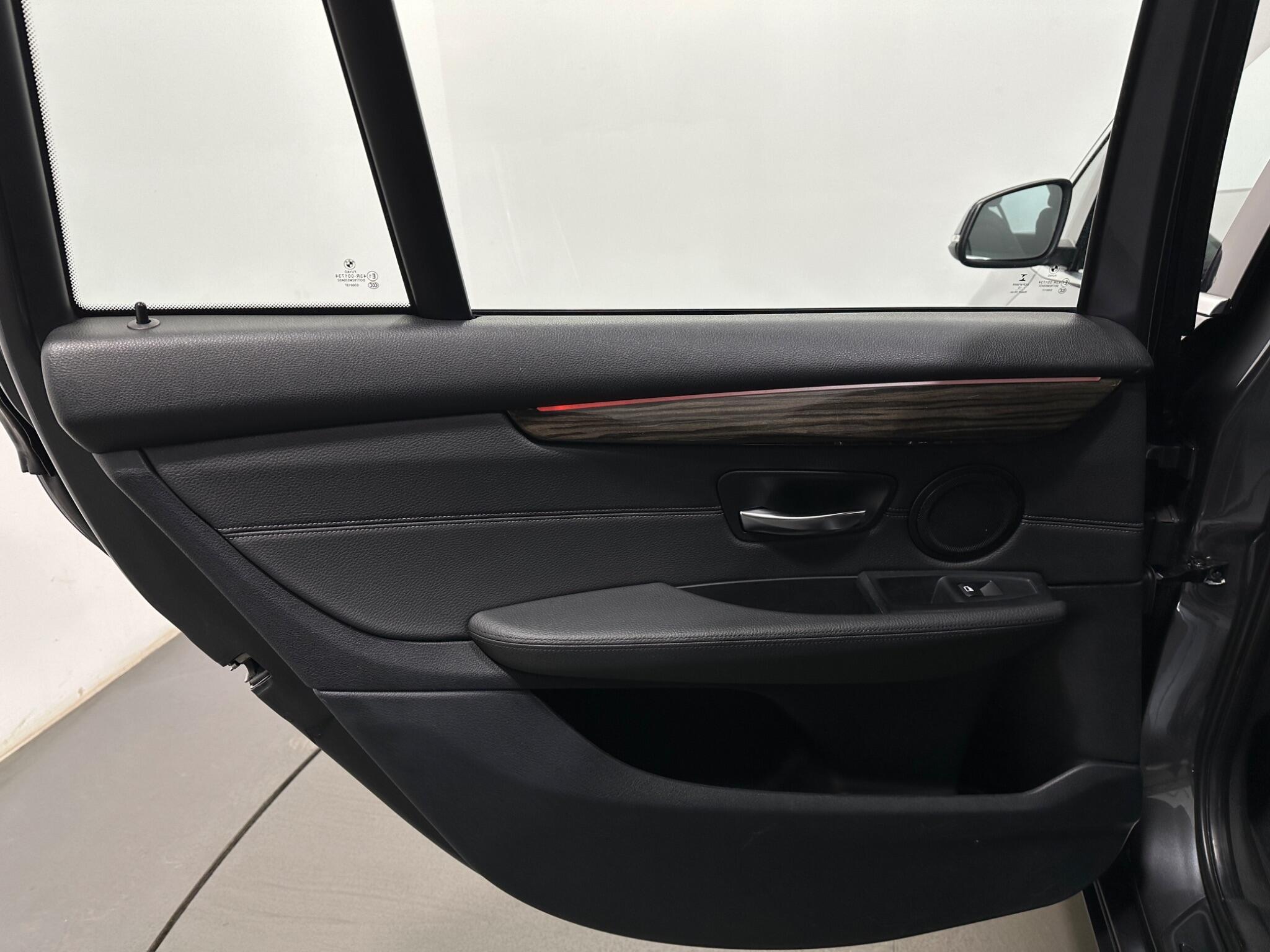 BMW 2 Series Gran Tourer view 40