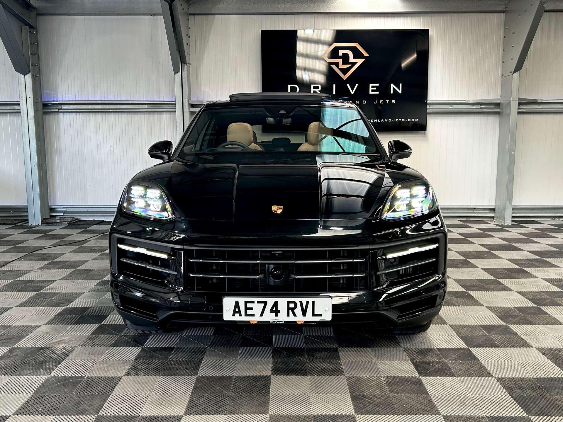 Porsche Cayenne view 7
