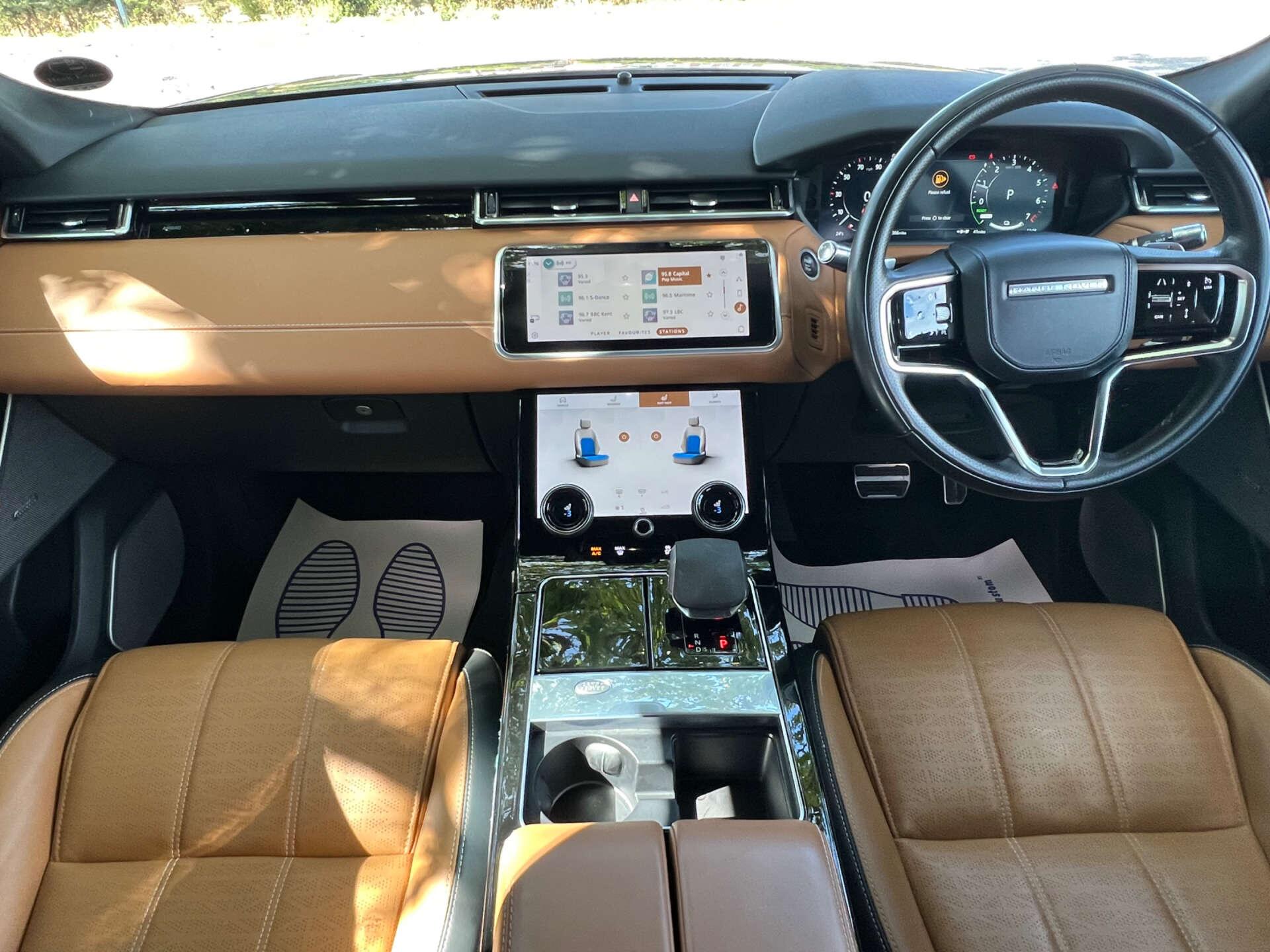 Land Rover Range Rover Velar view 23