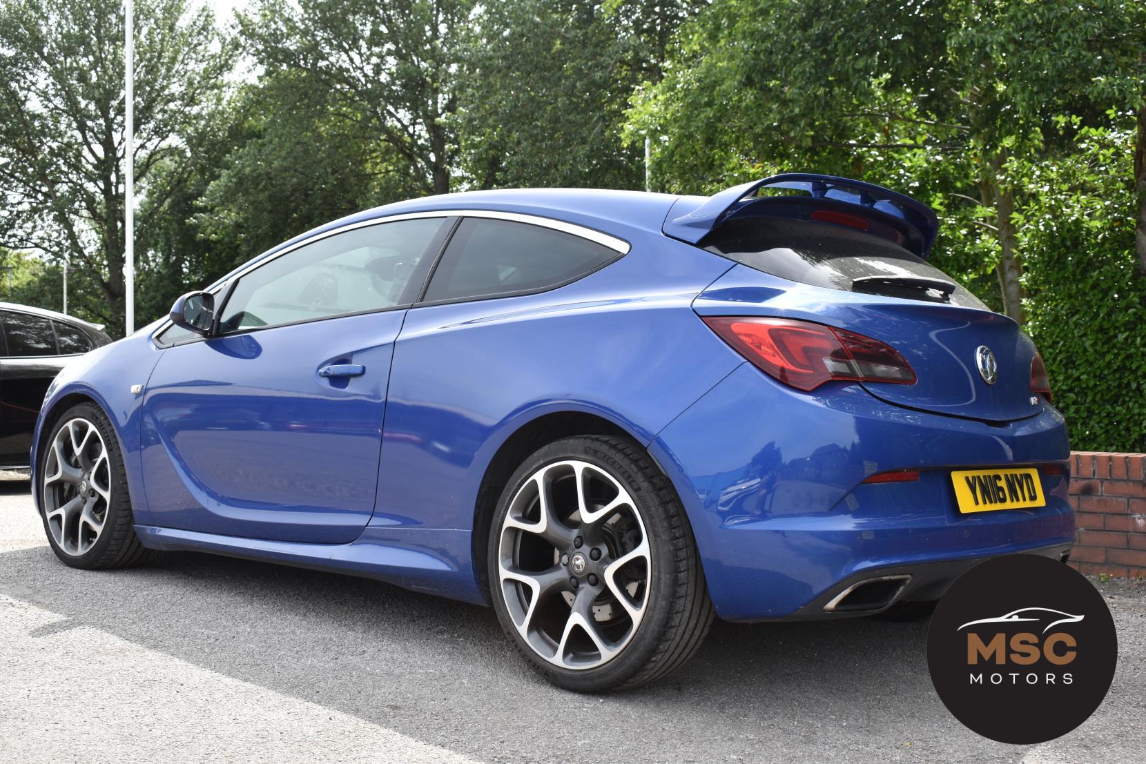 Vauxhall Astra GTC view 13