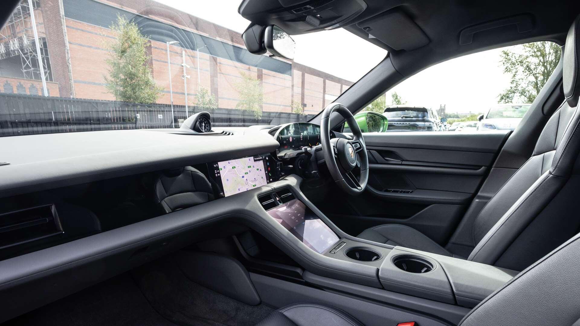 Porsche Taycan view 13