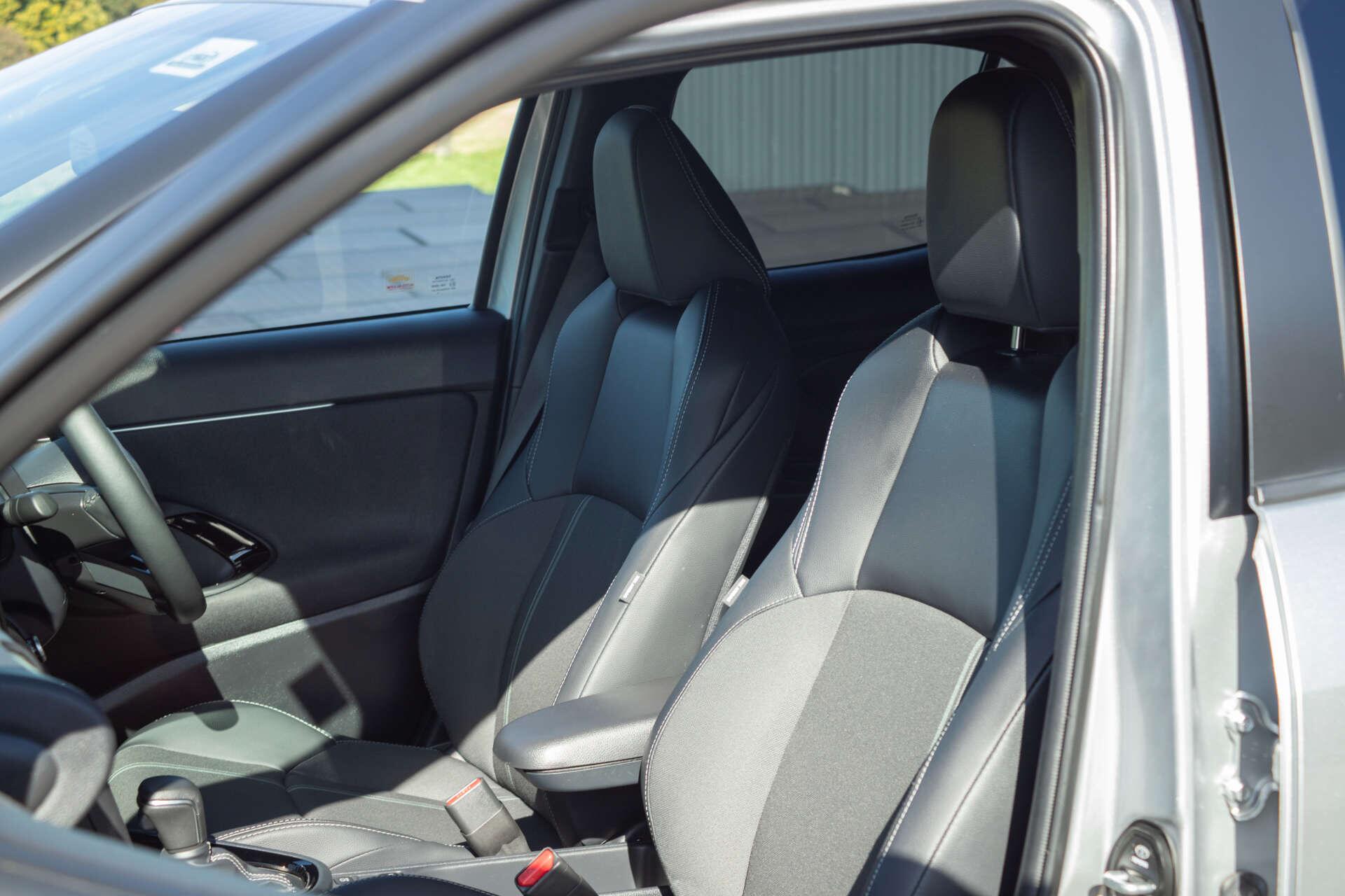 Toyota Yaris Cross view 4