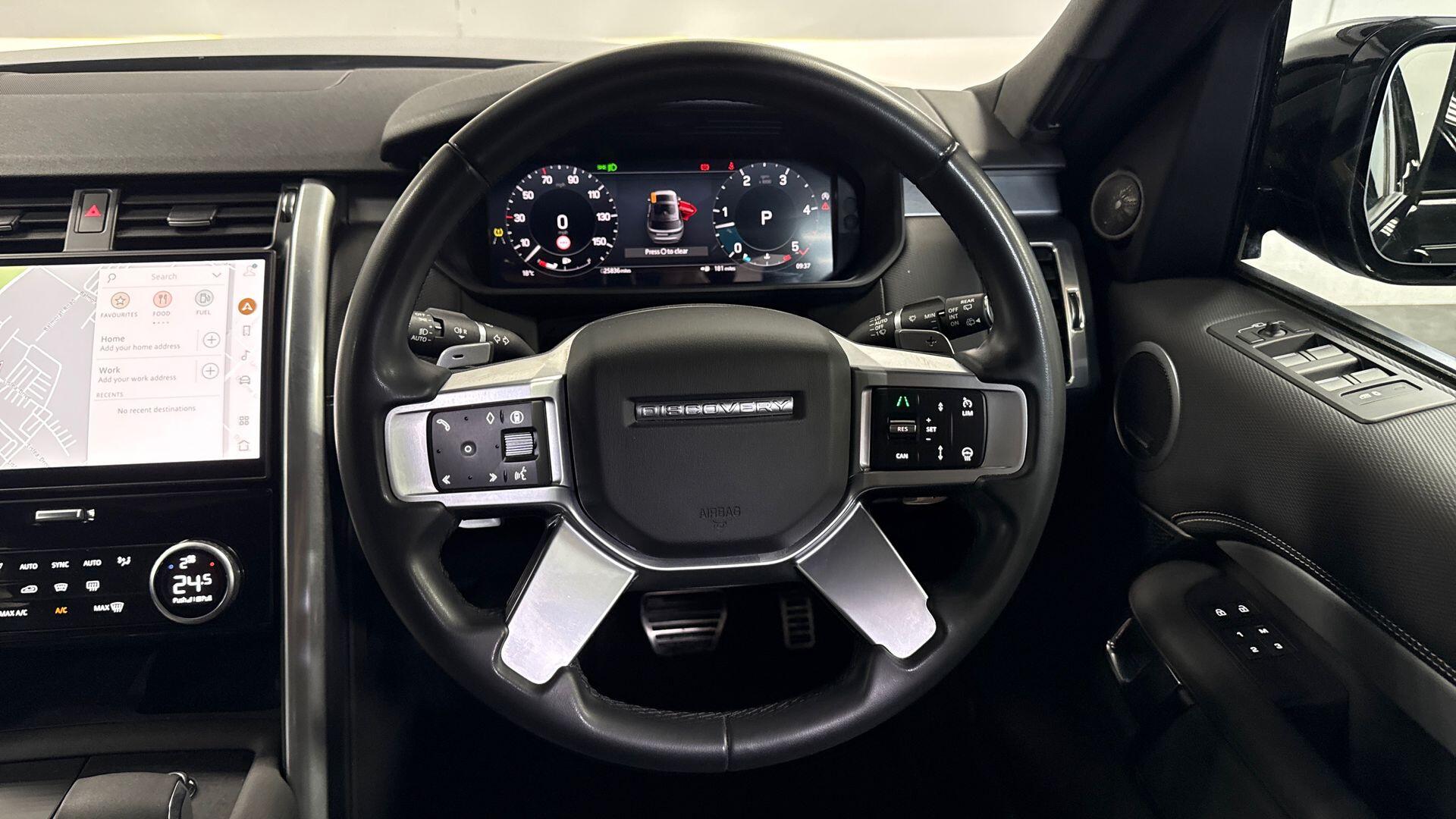 Land Rover Discovery view 15