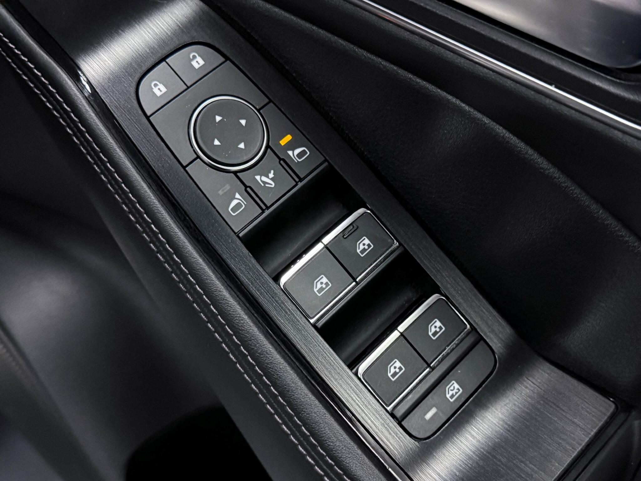 Nissan X-Trail view 27