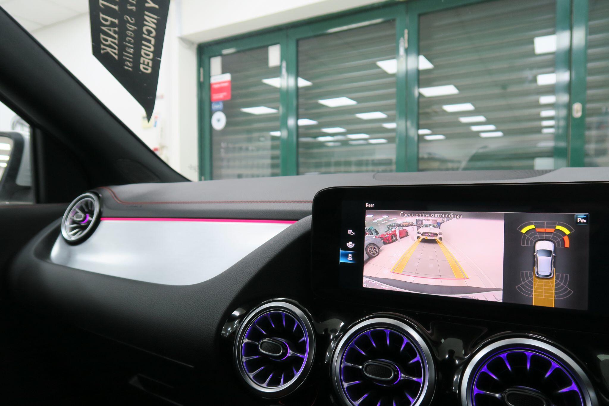 Mercedes-Benz EQA view 16