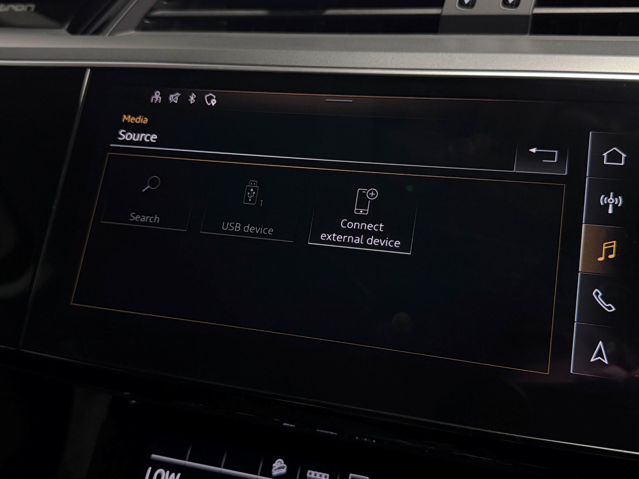 Audi E-Tron view 41