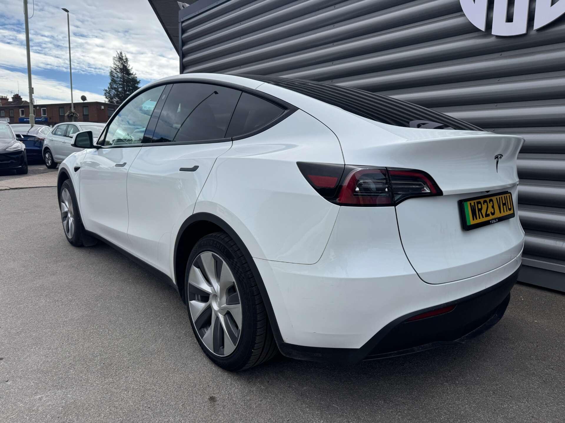 Tesla Model Y view 5