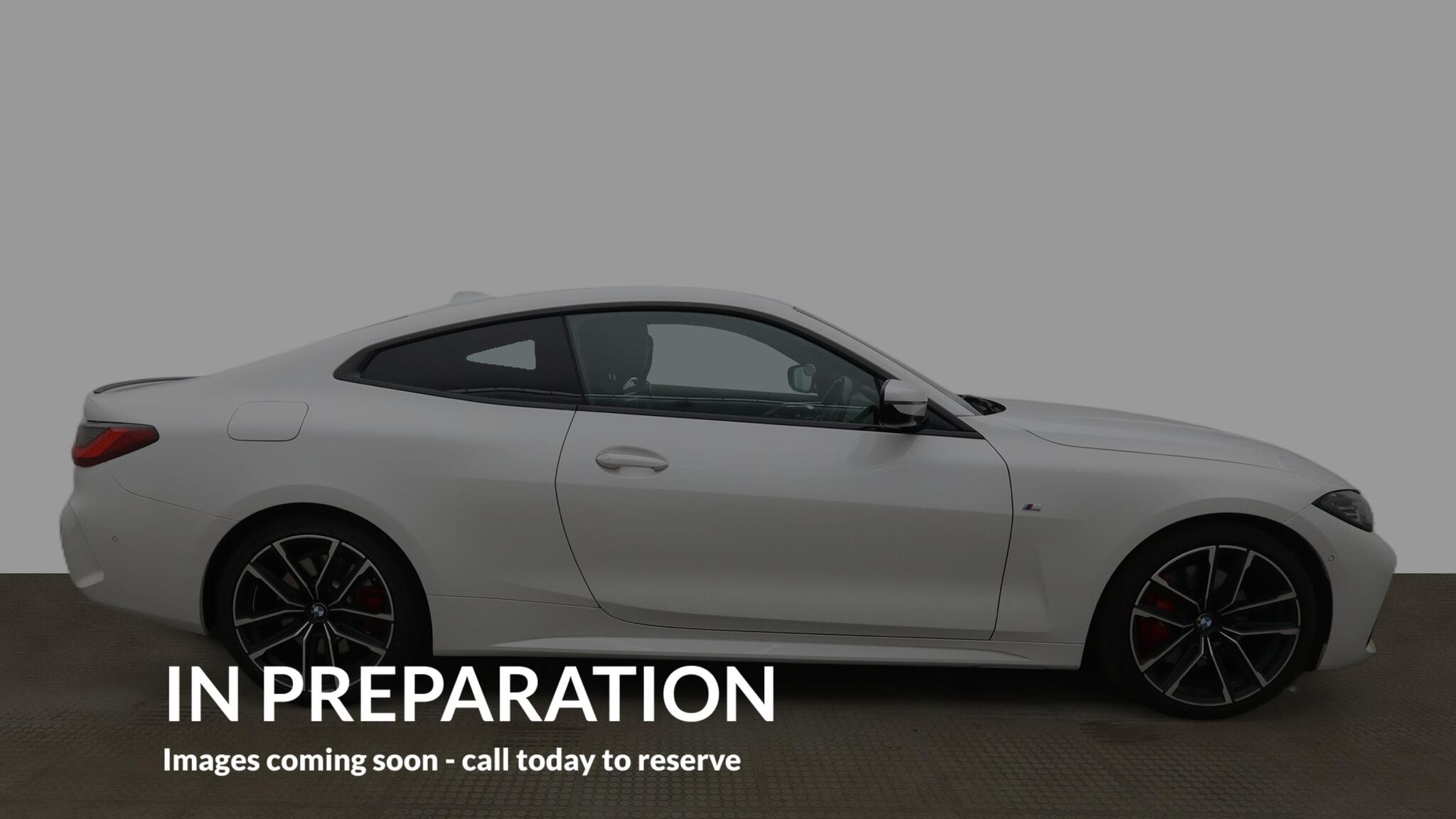 BMW 4 Series view 5