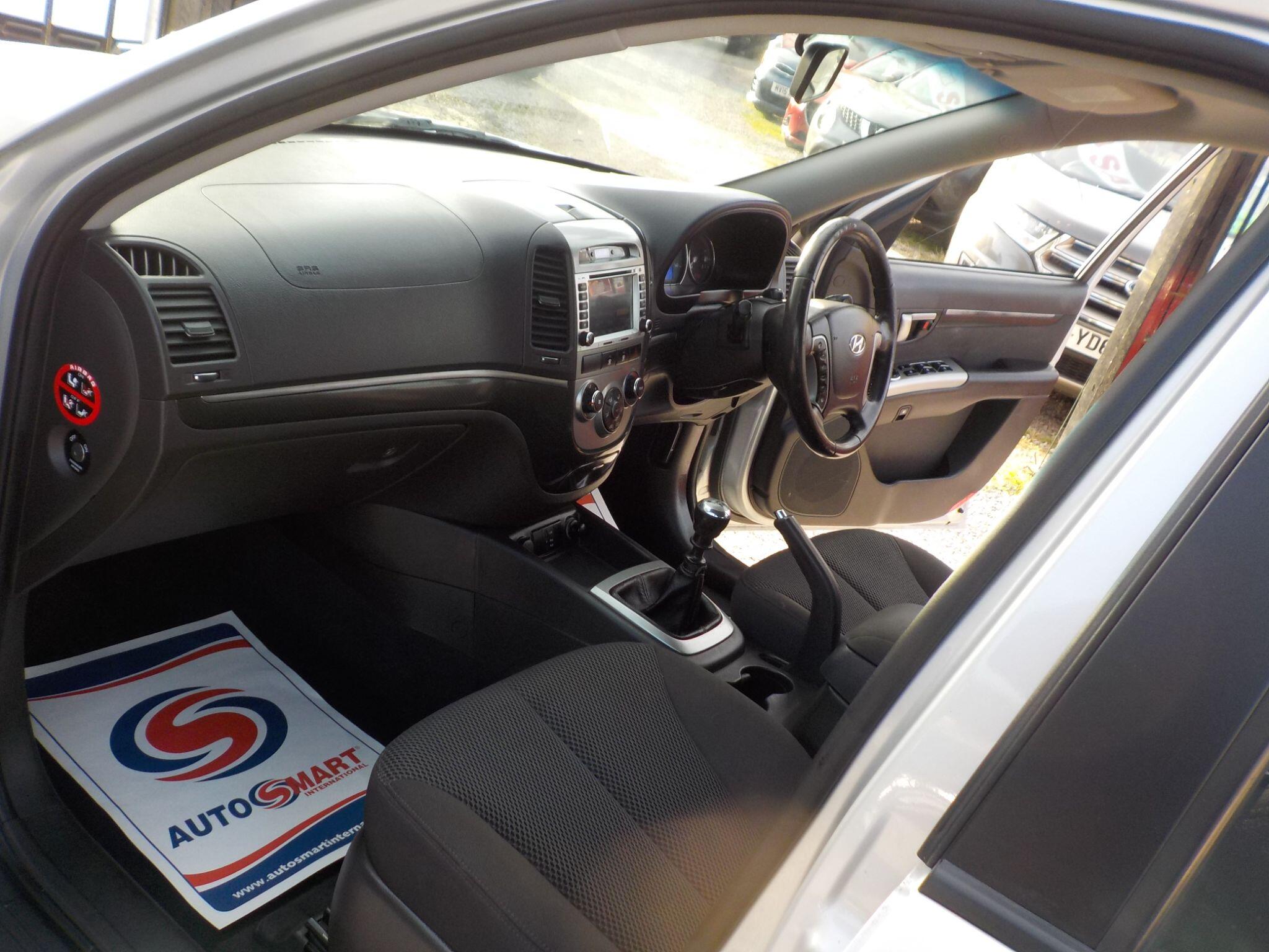 Hyundai Santa Fe 2.2 CRDi Style 4WD Euro 5 5dr (5 seat)