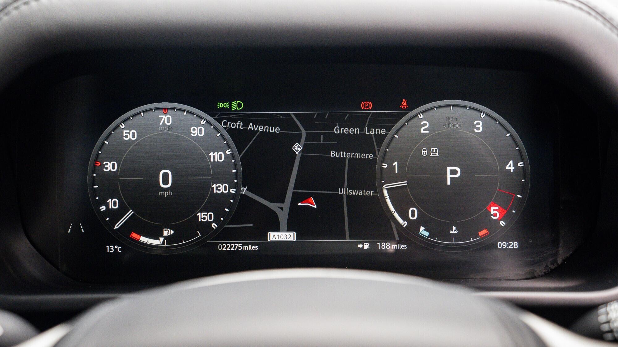 Land Rover Defender view 18