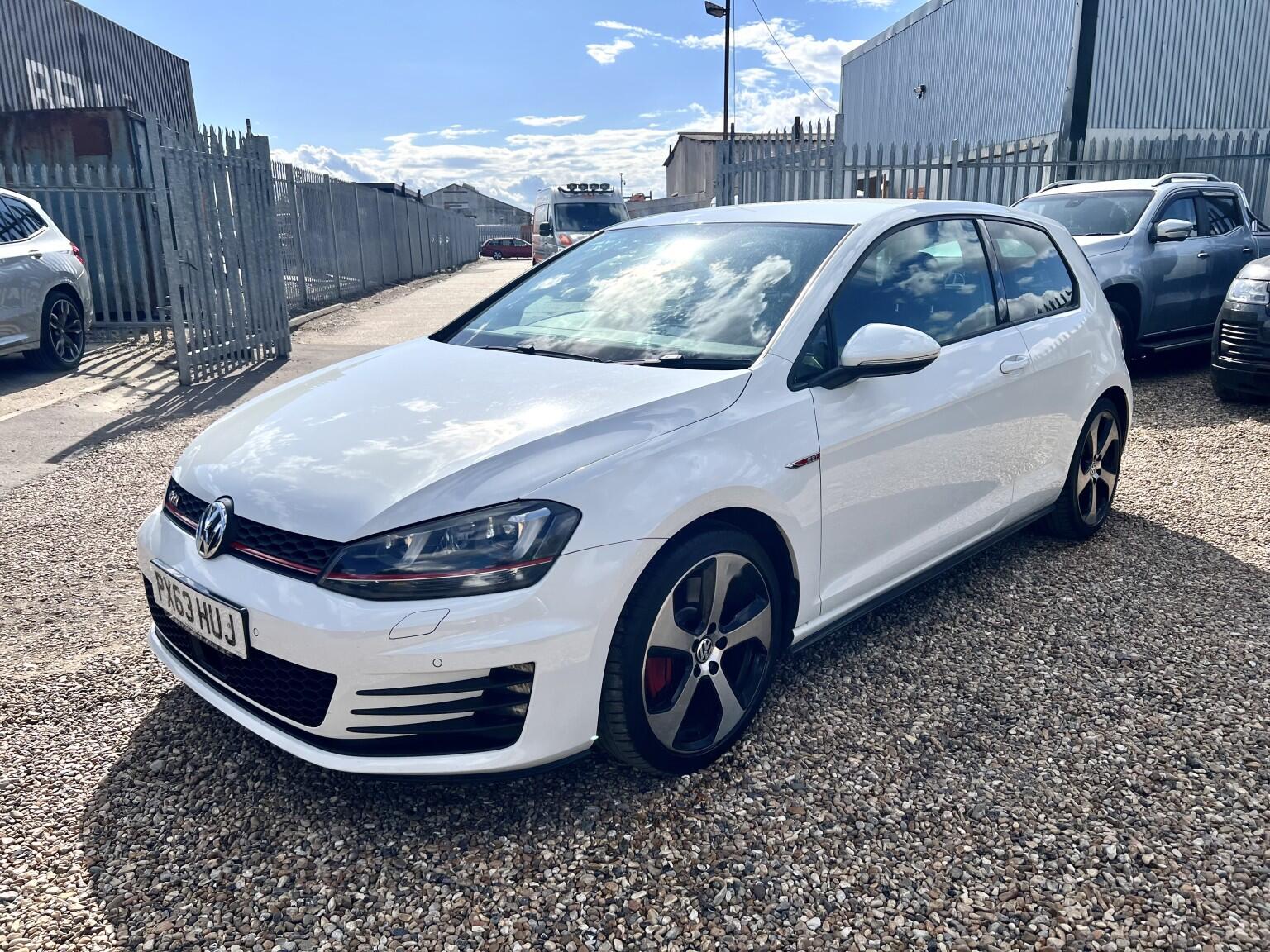 Volkswagen Golf view 9