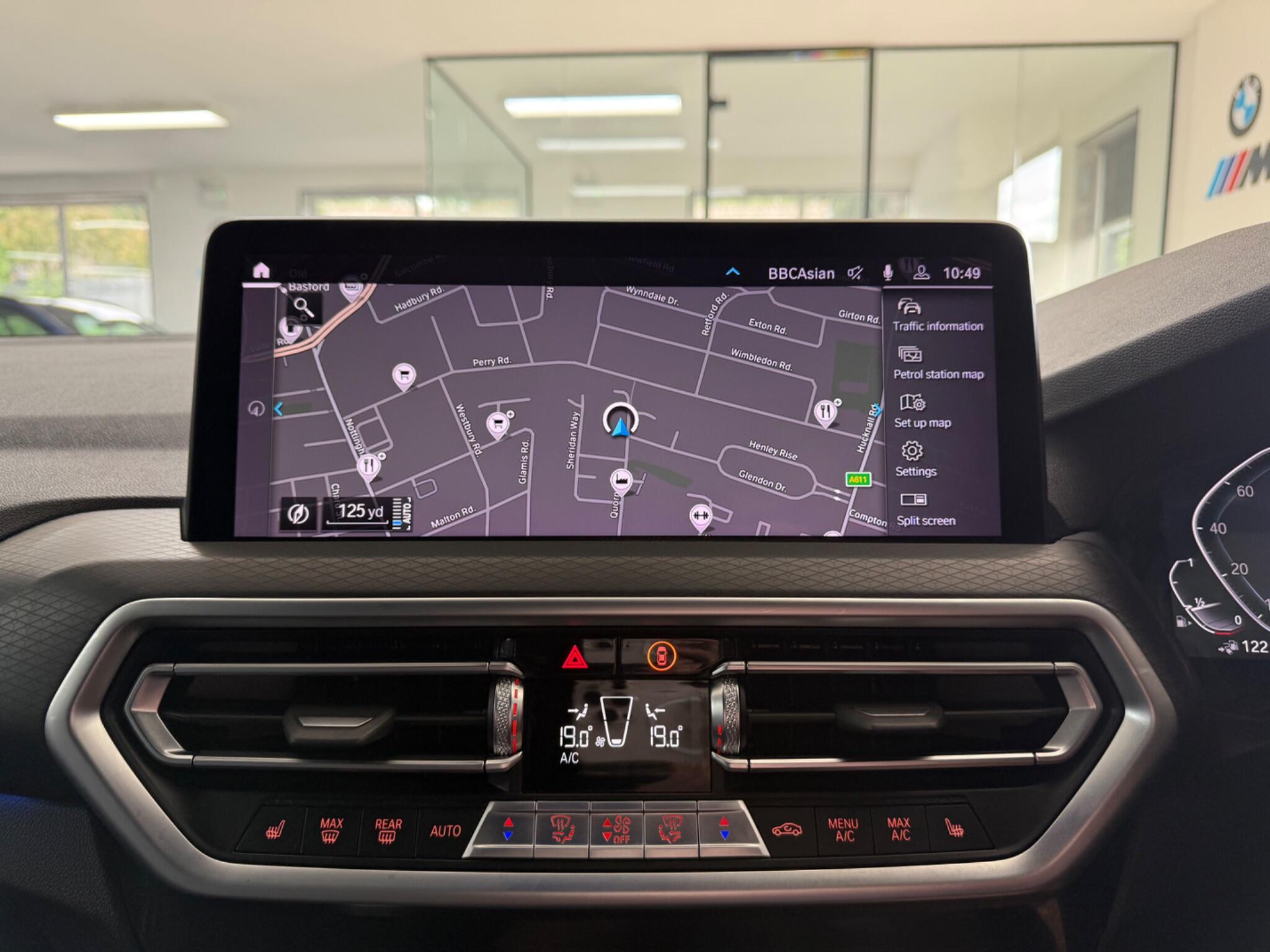 BMW X3 view 22
