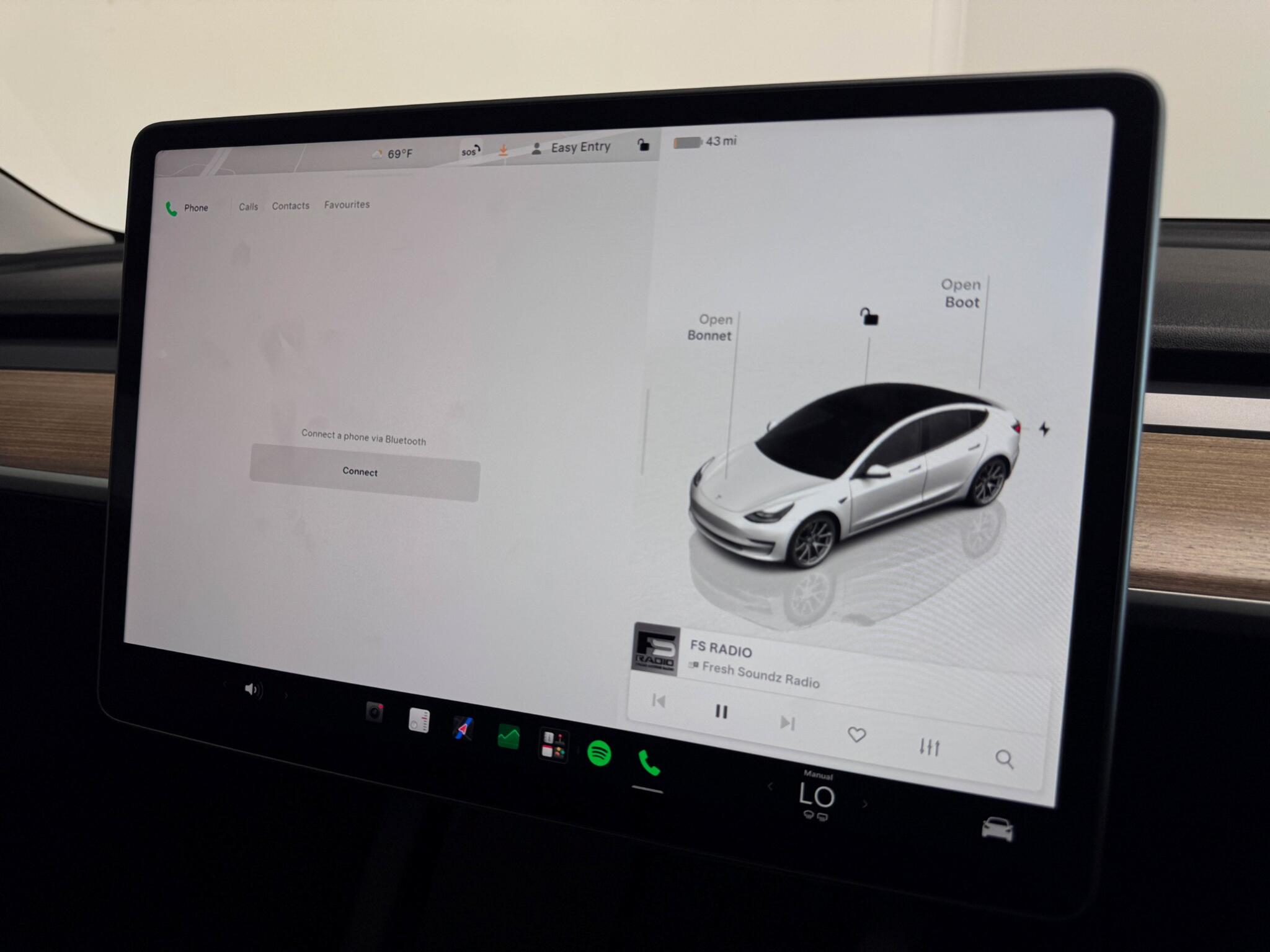 Tesla Model 3 view 47