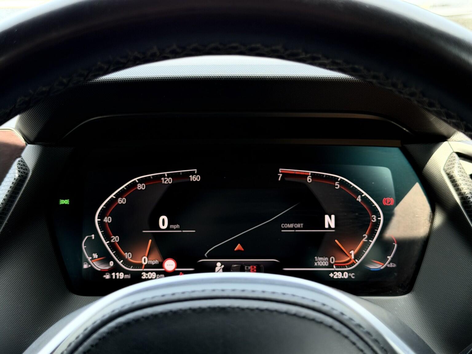 BMW 2 Series view 26