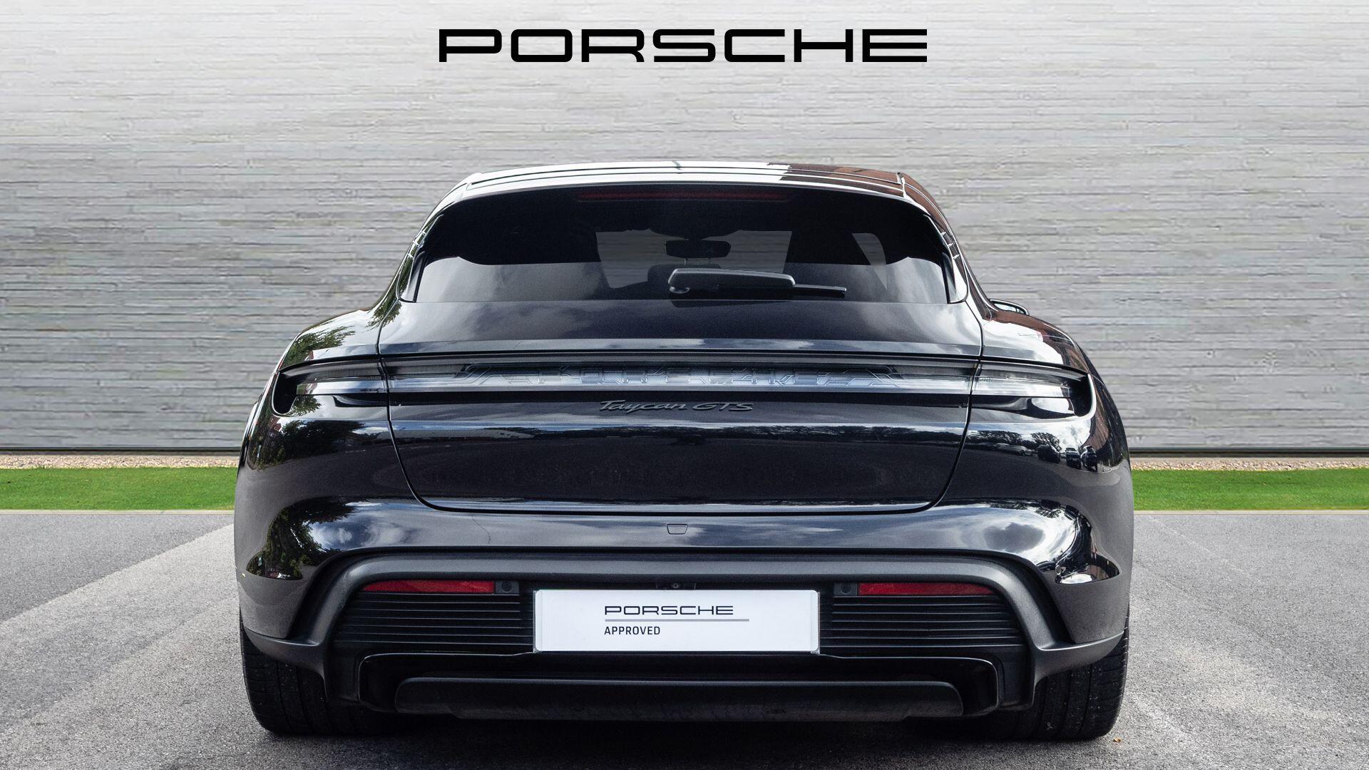 Porsche Taycan view 41