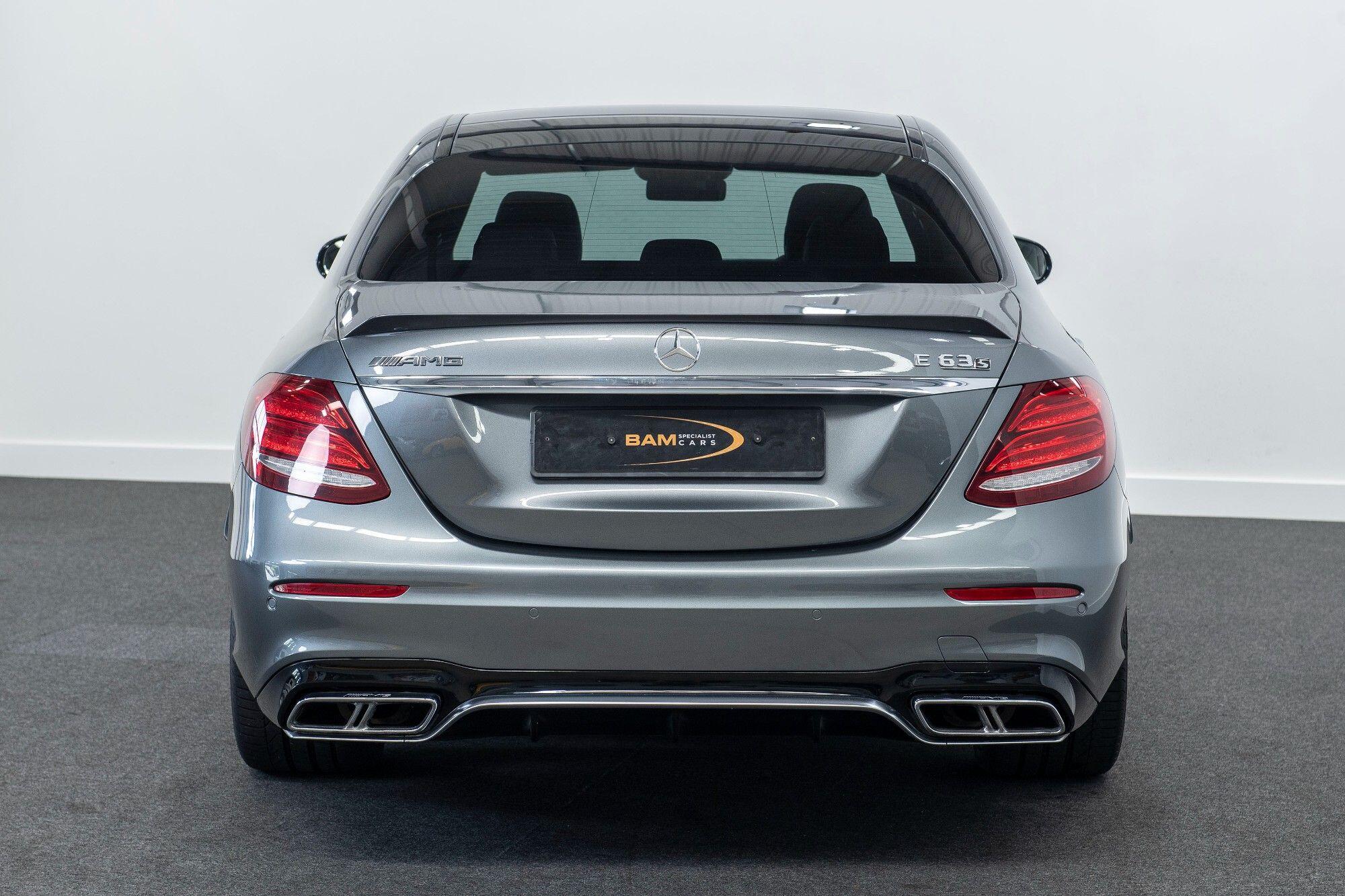 Mercedes-Benz E Class view 6