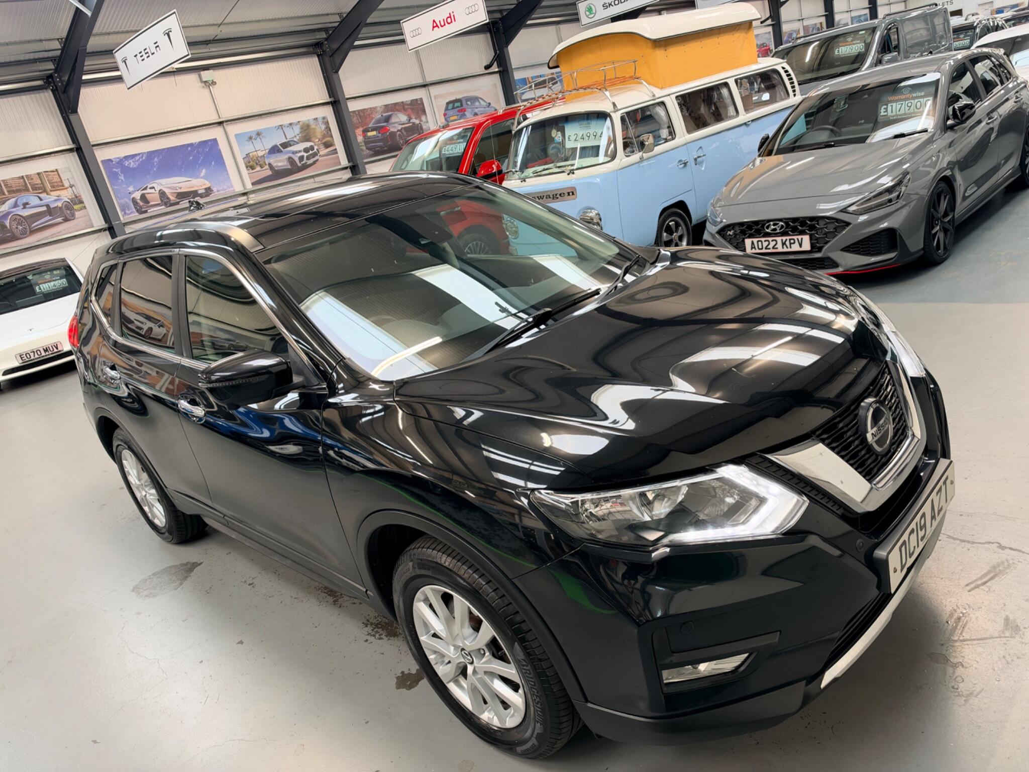 Nissan X-Trail view 12