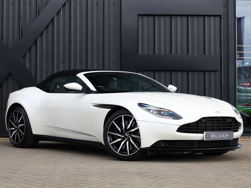 Aston Martin DB11 view 19