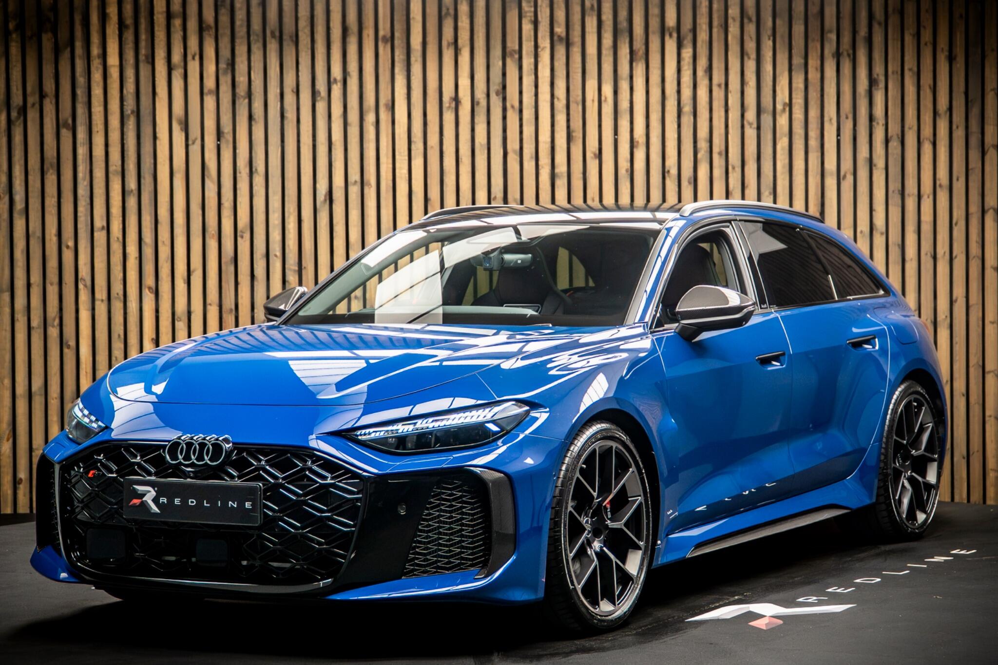 Audi RS5 view 8