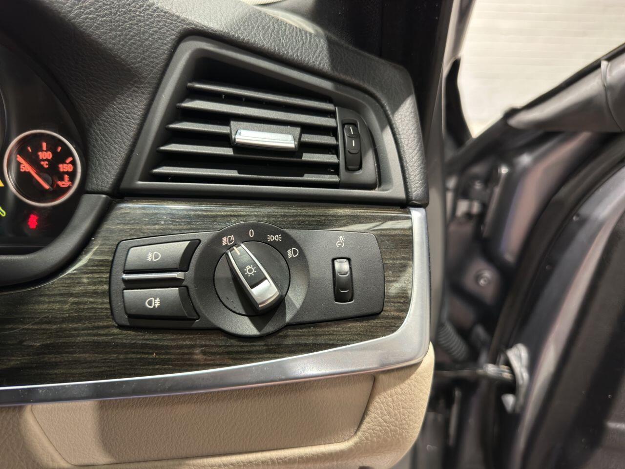 BMW 5 Series view 18