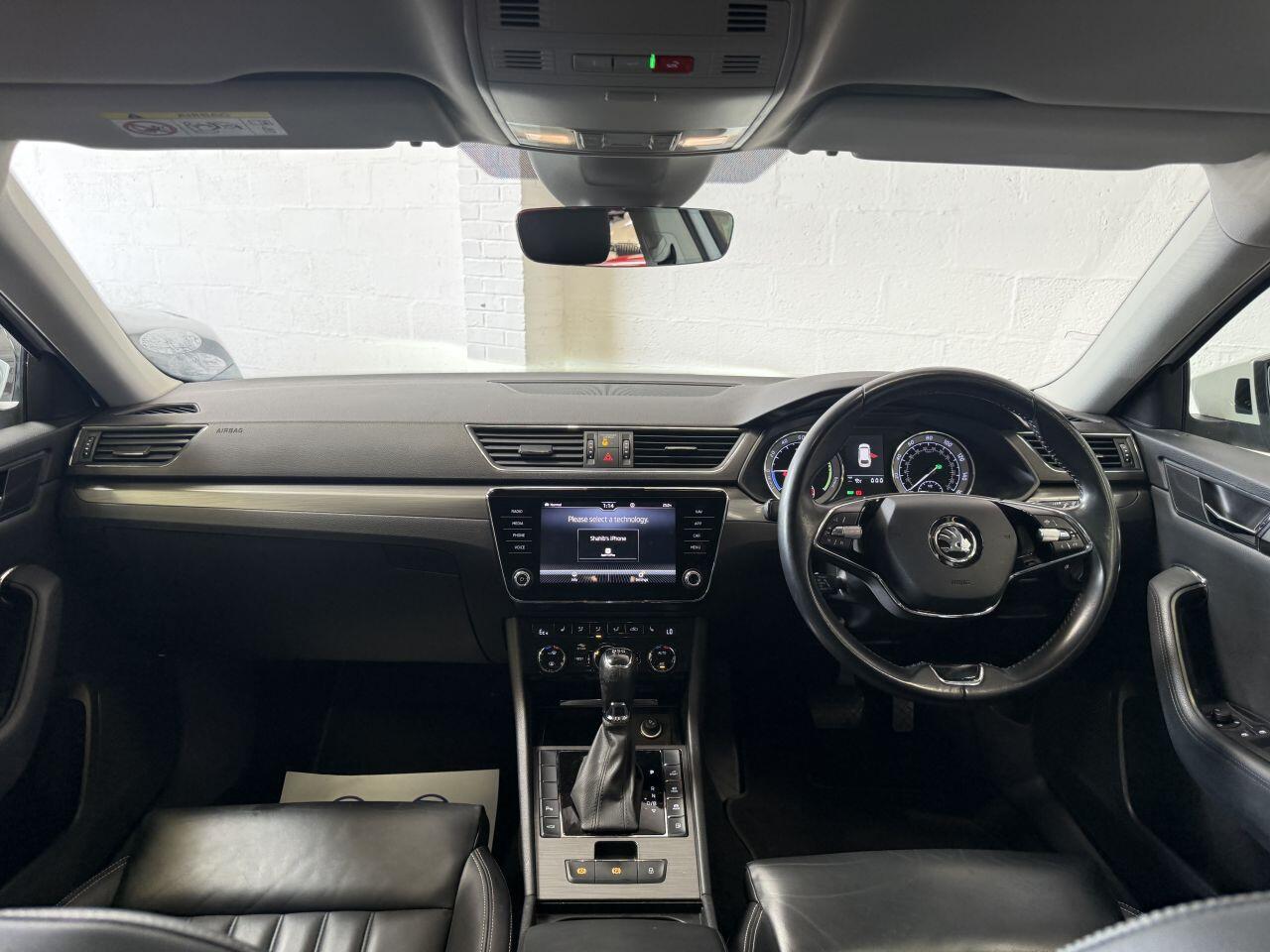 Skoda Superb view 33
