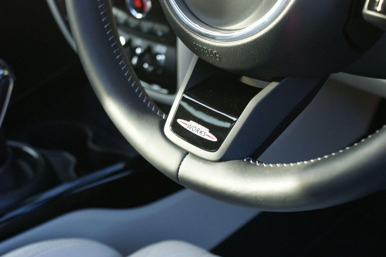 Mini Clubman view 50