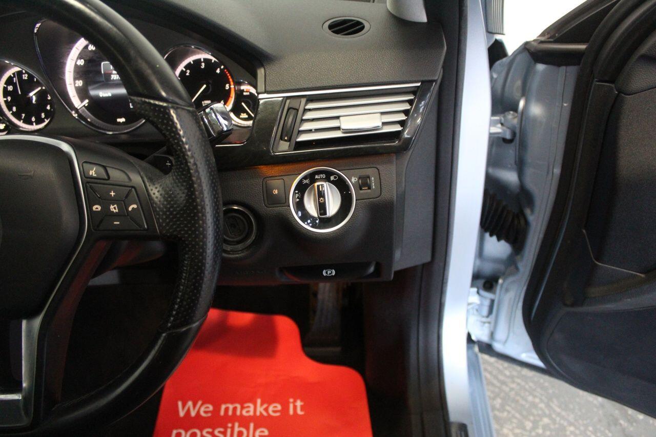 Mercedes-Benz E-Class view 46