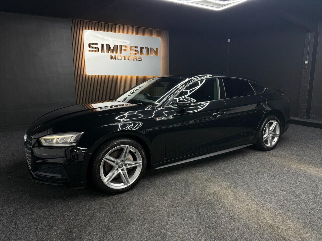 Audi A5 view 3