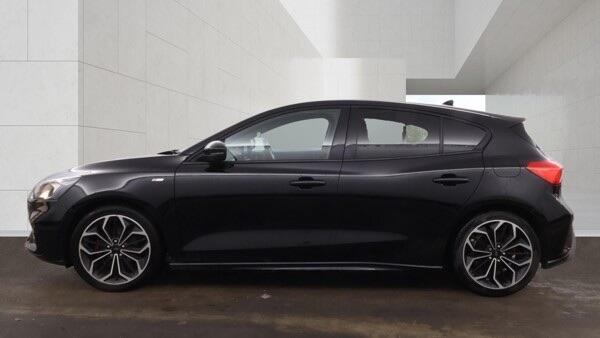 Ford Focus view 6