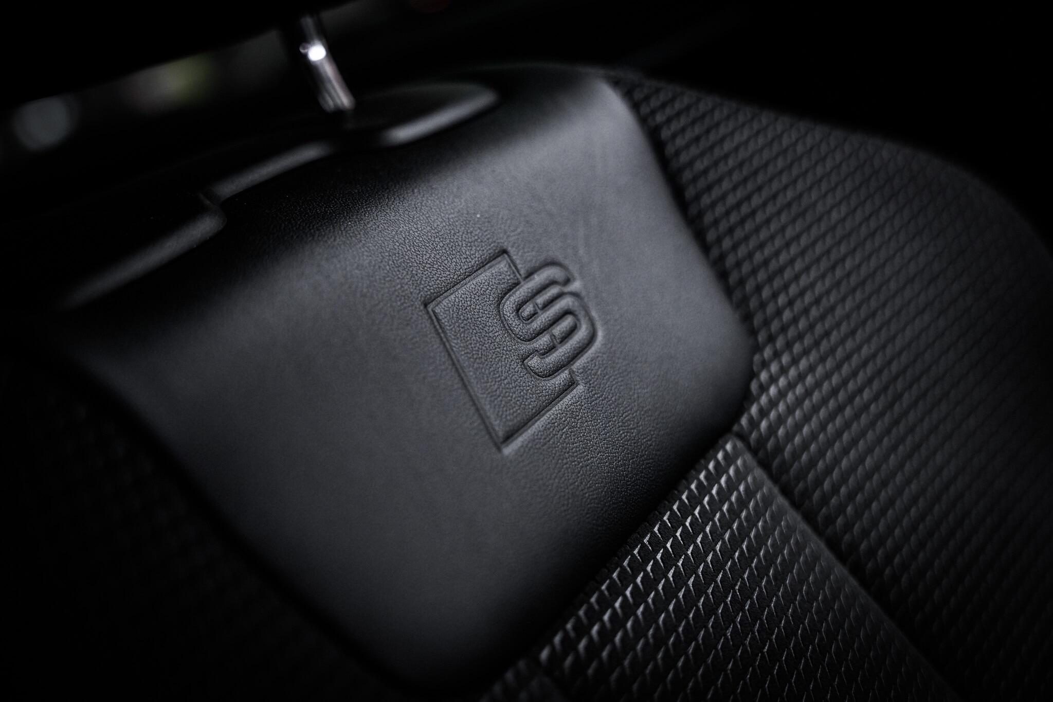 Audi A4 view 54