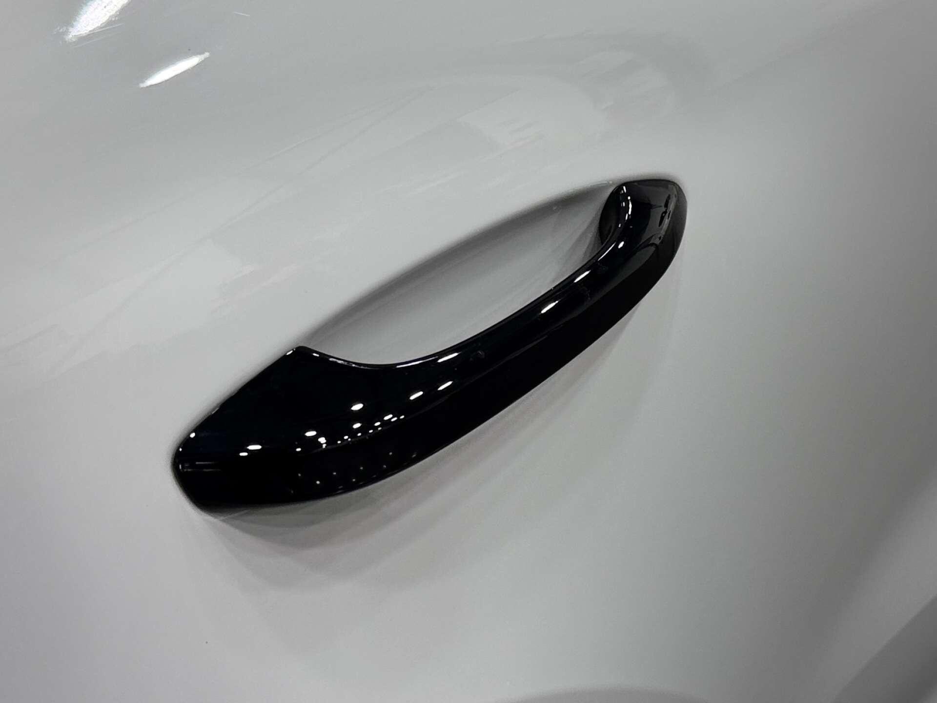 Porsche Cayenne view 34