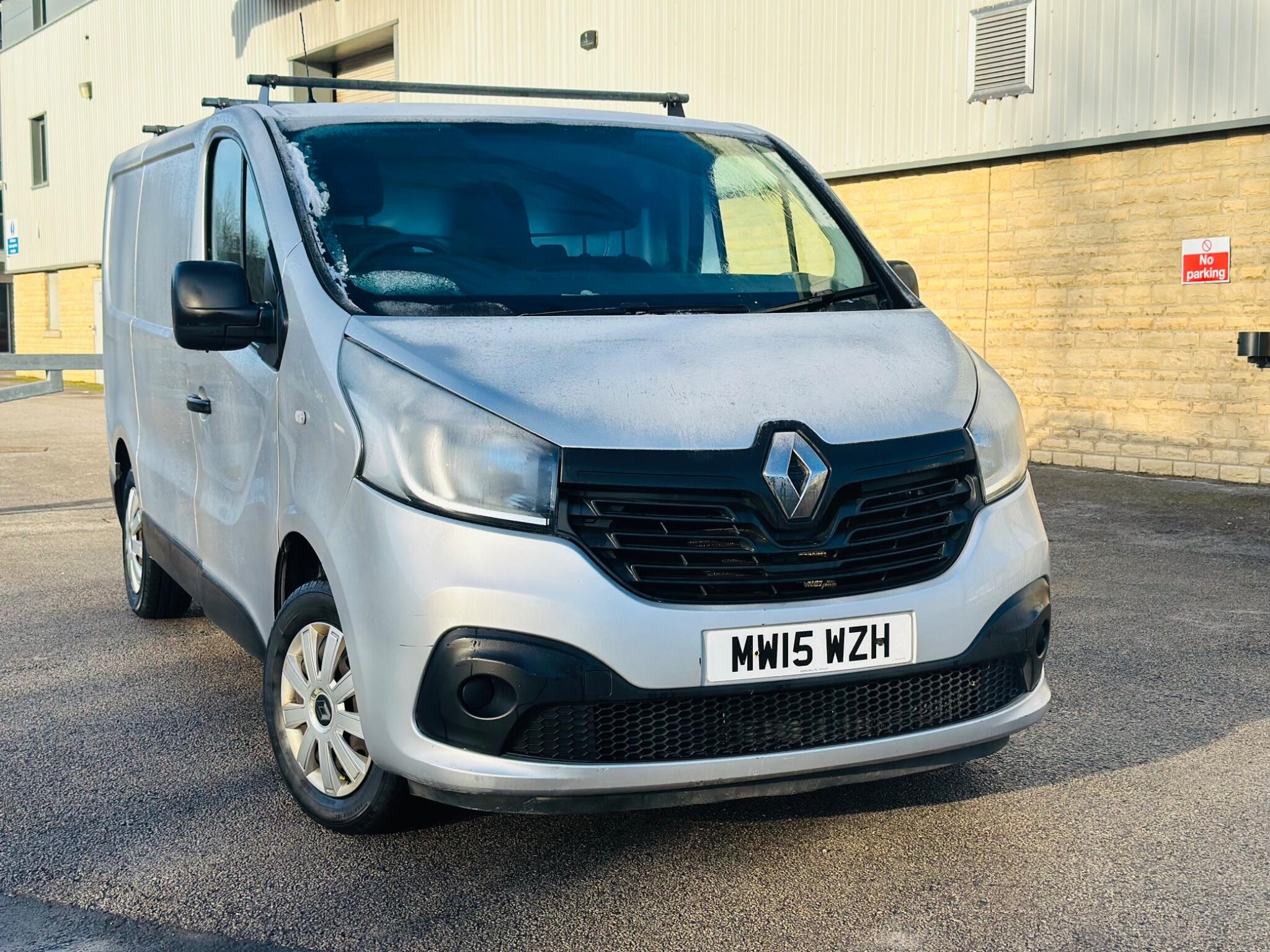 2015 Renault Trafic 1.6dCi SL27 120 Business+ Low Roof