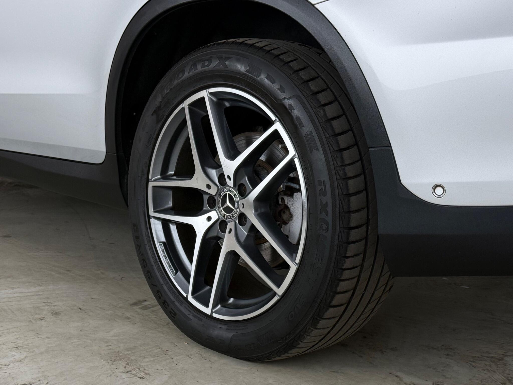 Mercedes-Benz GLC view 7