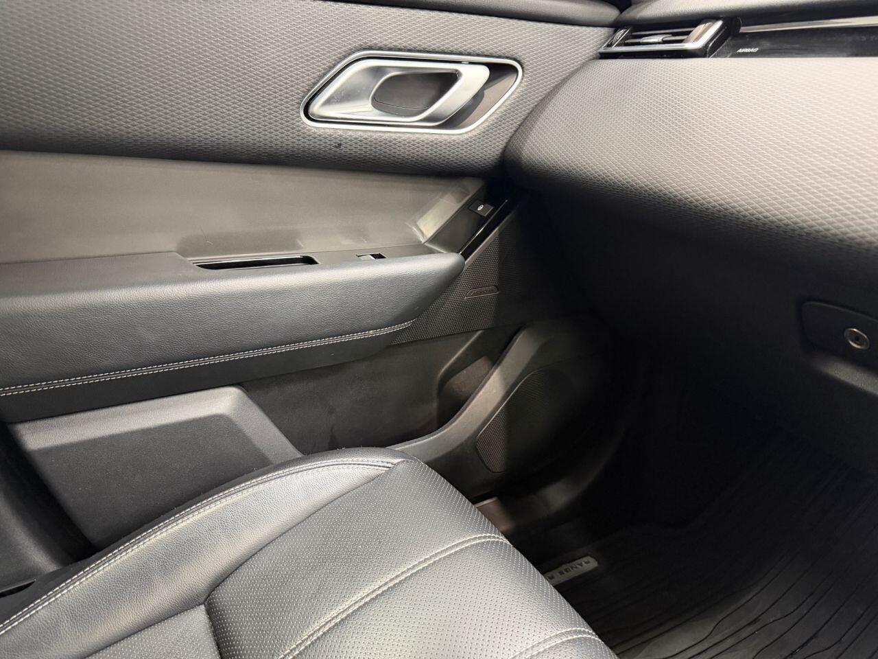 Land Rover Range Rover Velar view 49