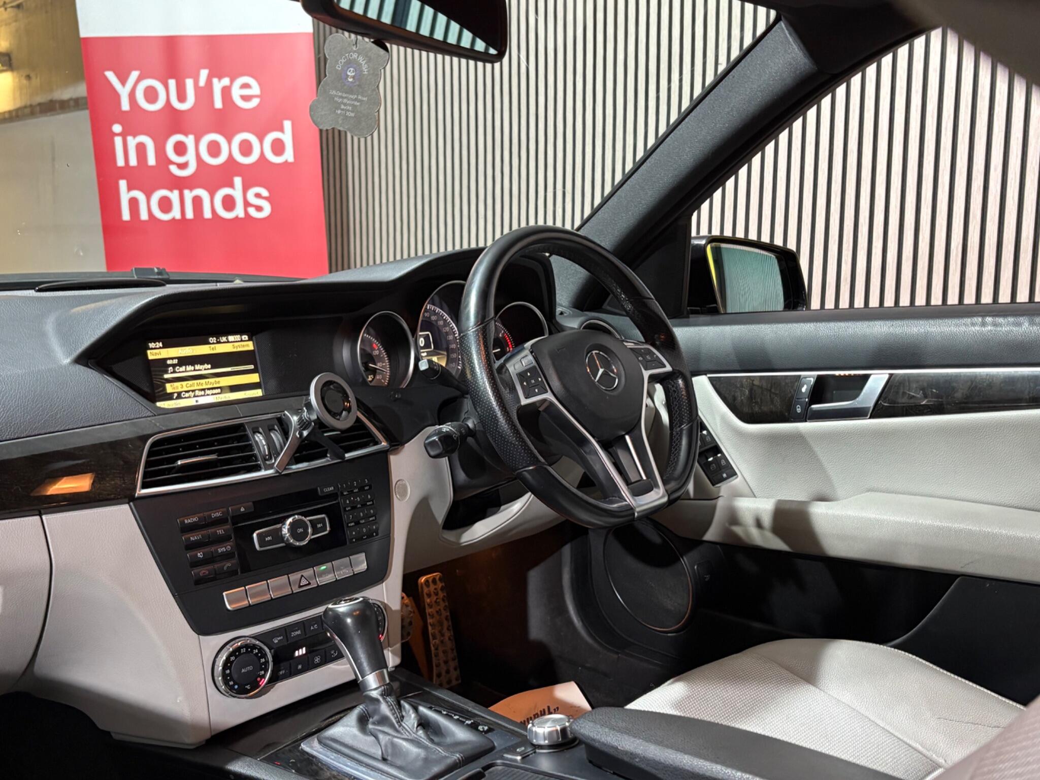 2012 Mercedes-Benz C Class image 27