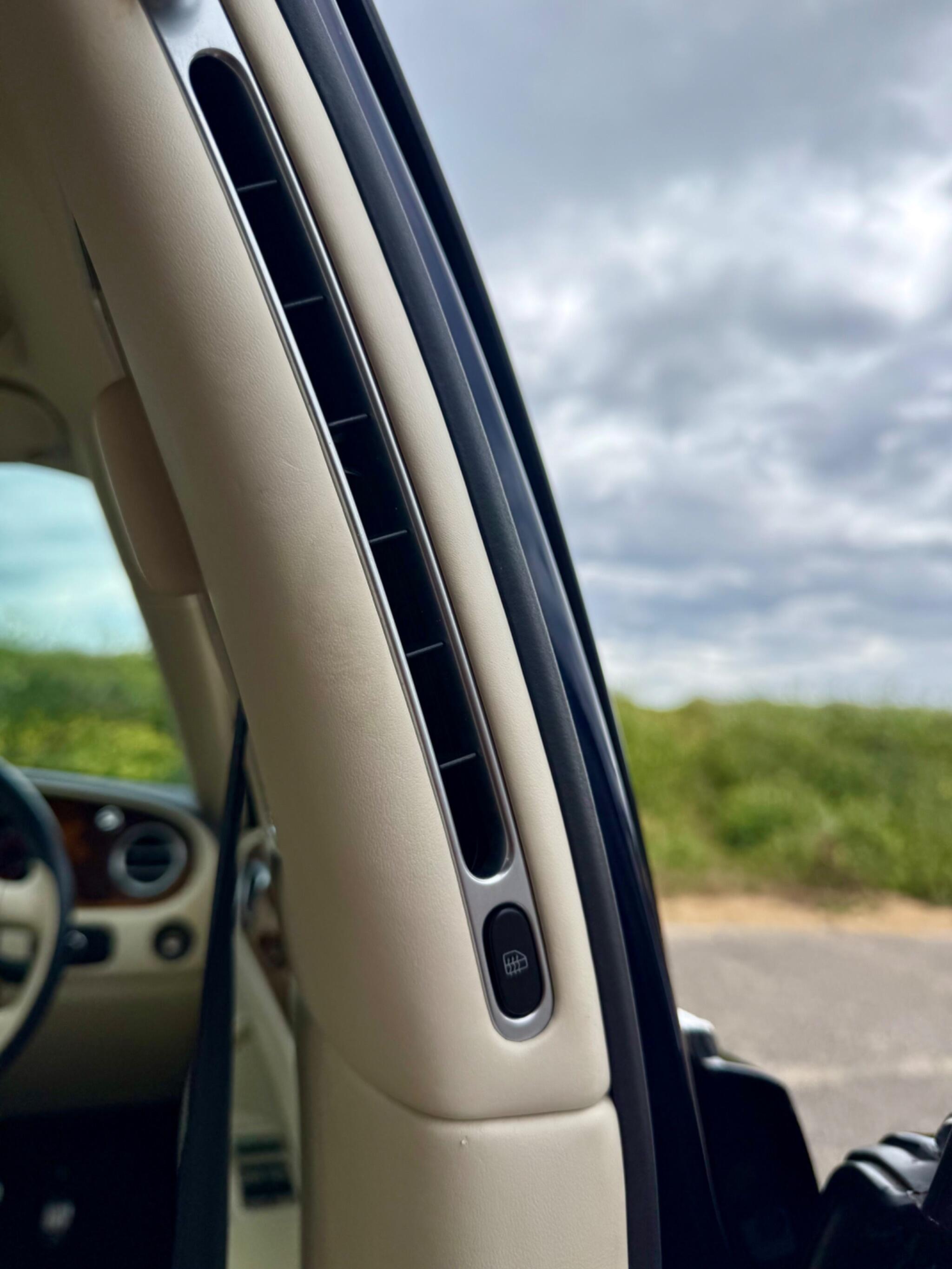Bentley Continental view 26