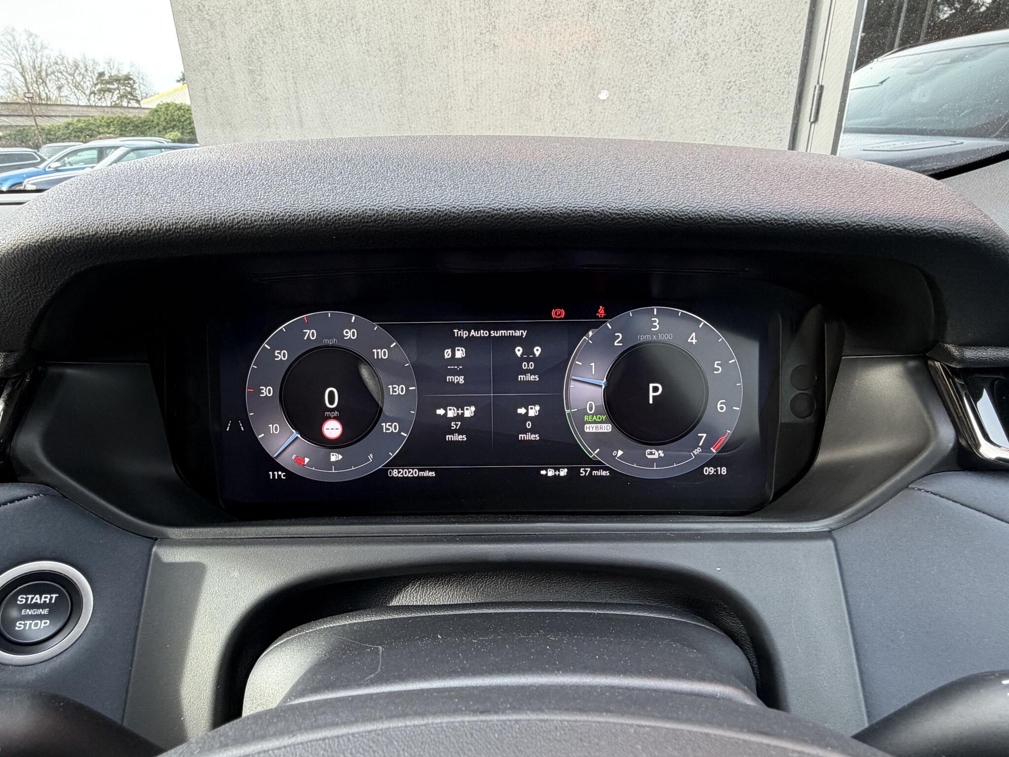 Land Rover Range Rover Velar view 14