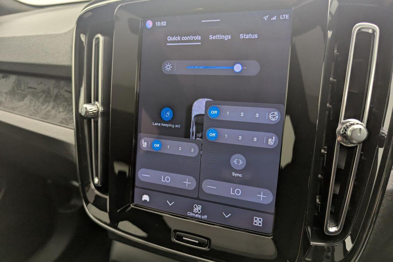 Volvo C40 view 28