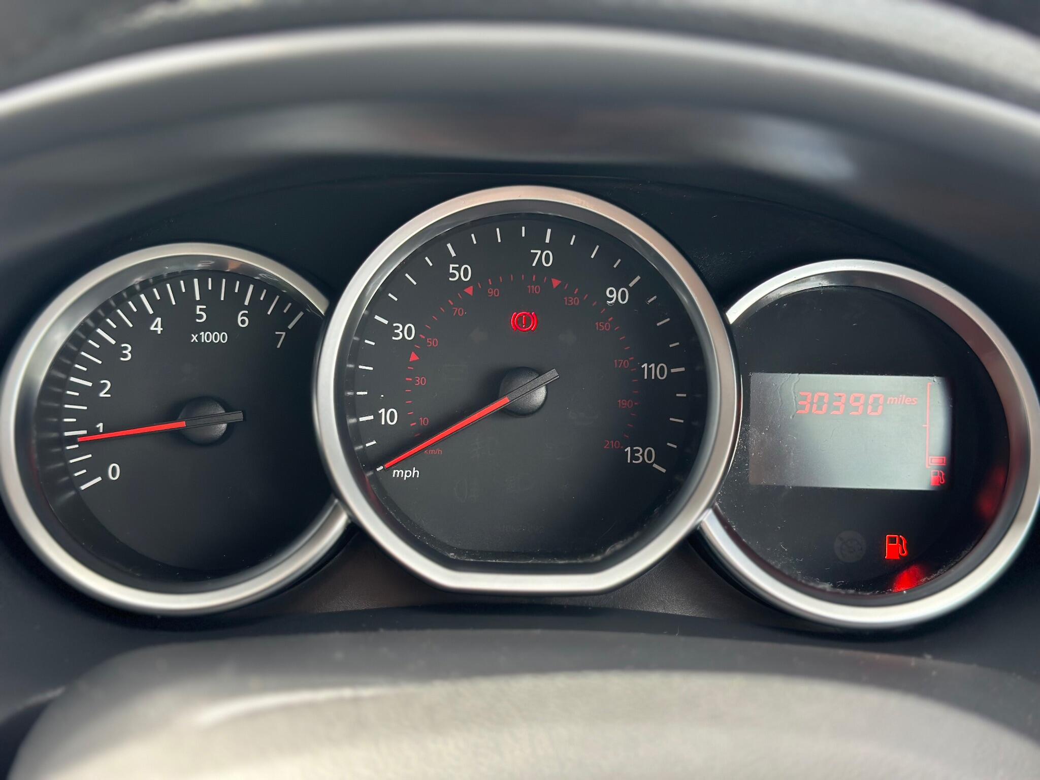 Dacia Sandero view 29