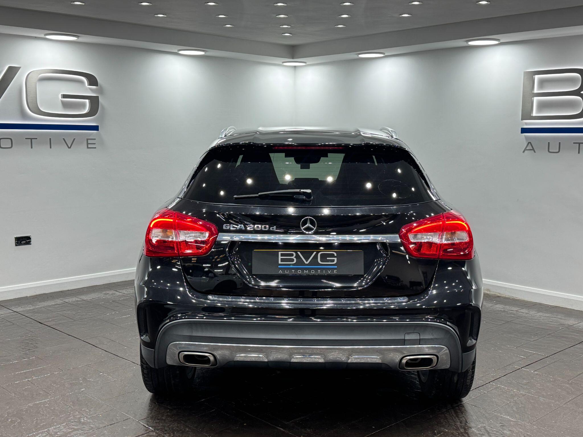 Mercedes-Benz Gla view 18