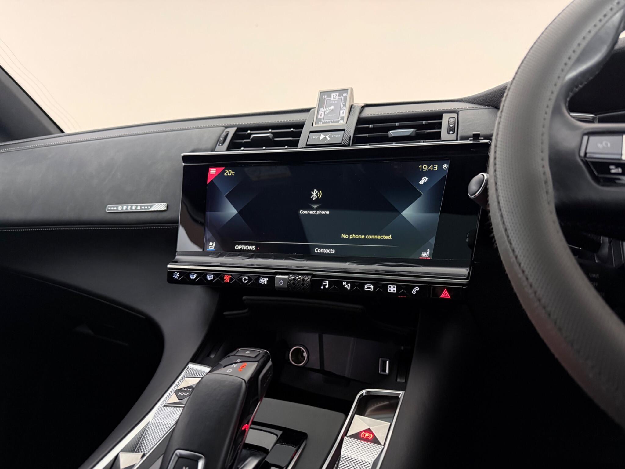DS Automobiles DS 7 Crossback view 36